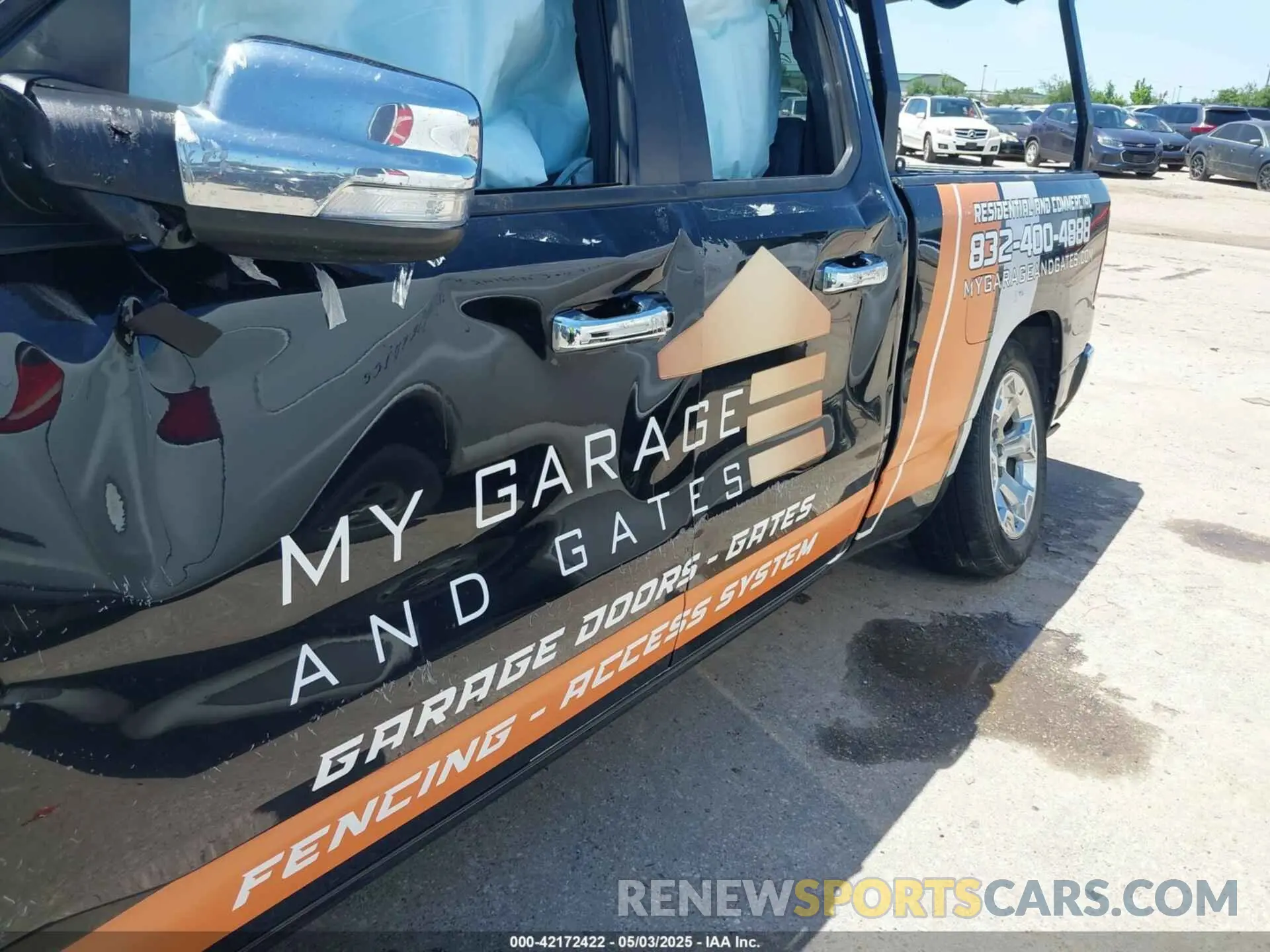 6 Photograph of a damaged car 1C6RREBT9NN464360 RAM 1500 2022