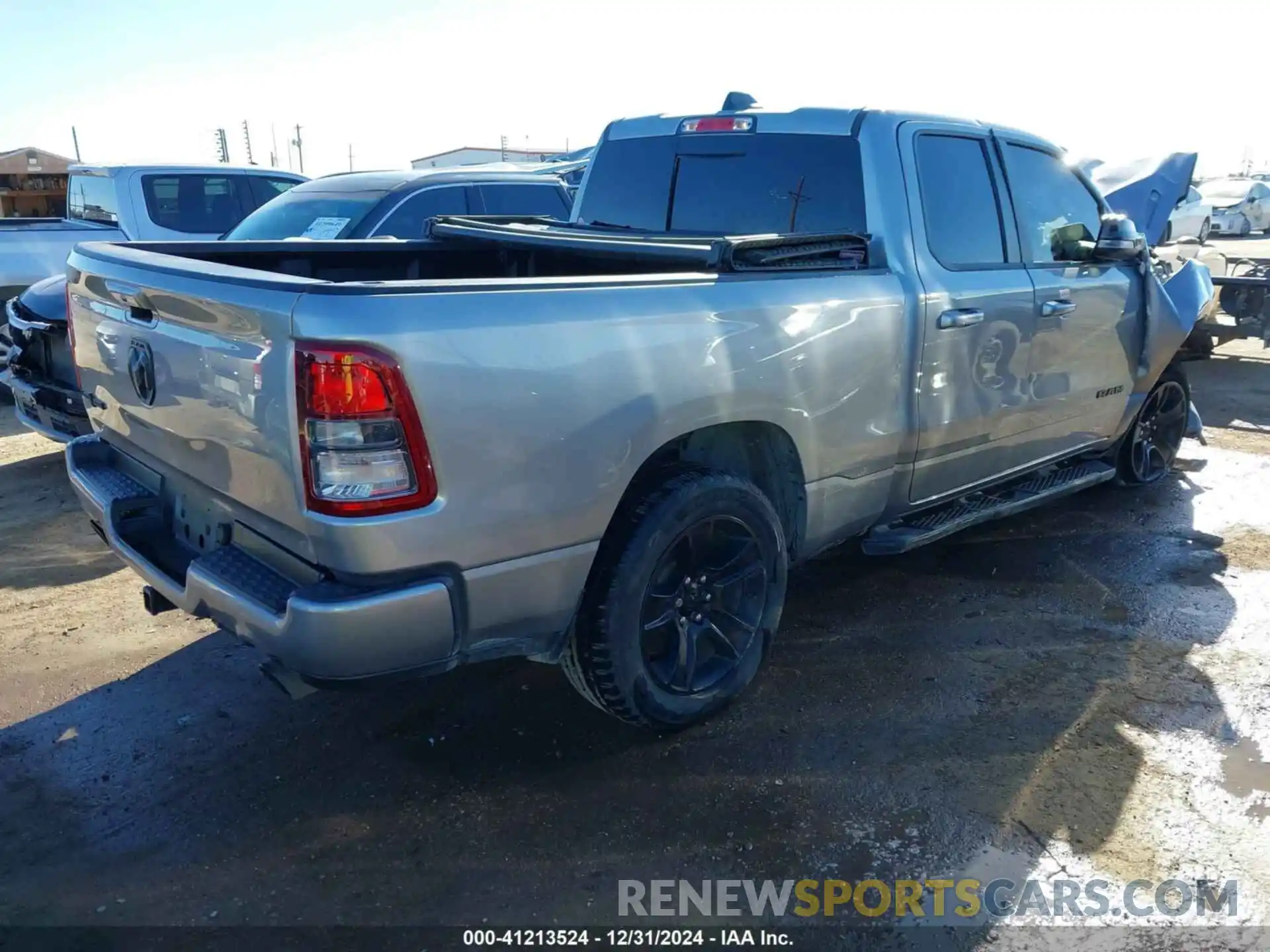 4 Photograph of a damaged car 1C6RREBTXNN126014 RAM 1500 2022