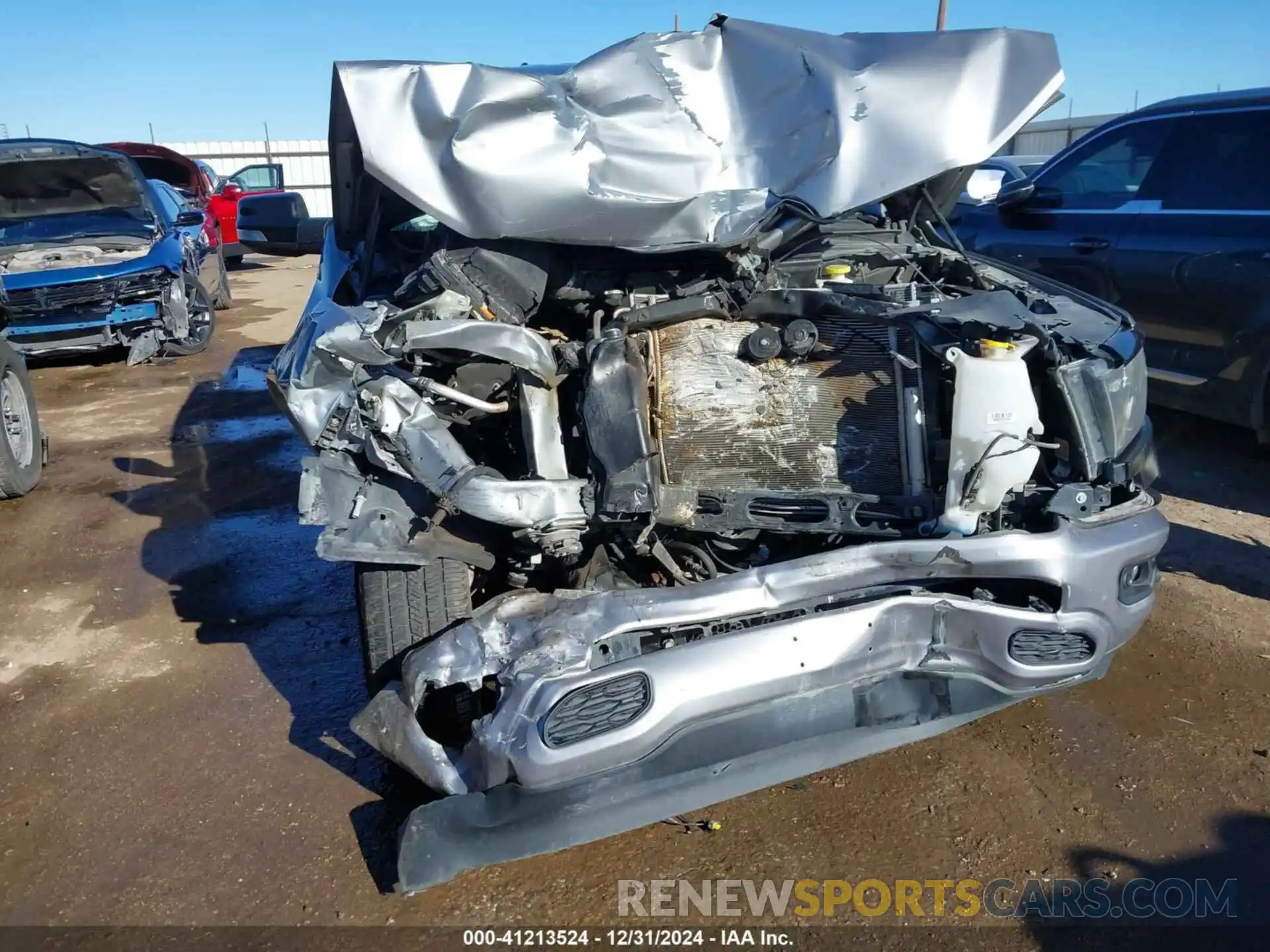 6 Photograph of a damaged car 1C6RREBTXNN126014 RAM 1500 2022