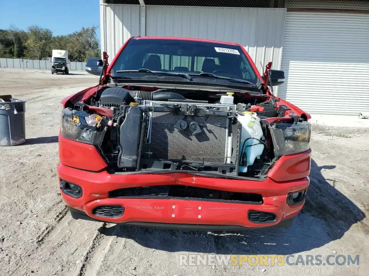 5 Photograph of a damaged car 1C6RREBTXNN350724 RAM 1500 2022