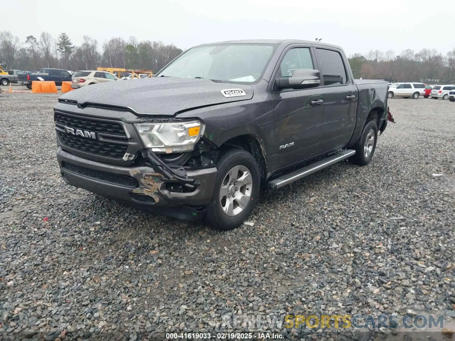 2 Photograph of a damaged car 1C6RREFG6NN337093 RAM 1500 2022