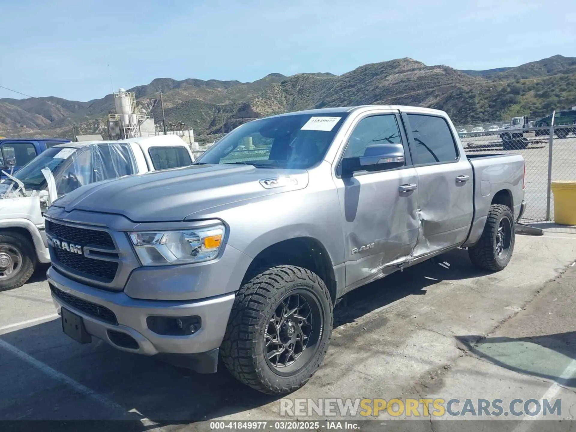 2 Photograph of a damaged car 1C6RREFM2NN479737 RAM 1500 2022