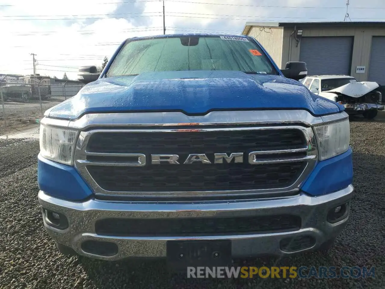 5 Photograph of a damaged car 1C6RREFT1NN254118 RAM 1500 2022