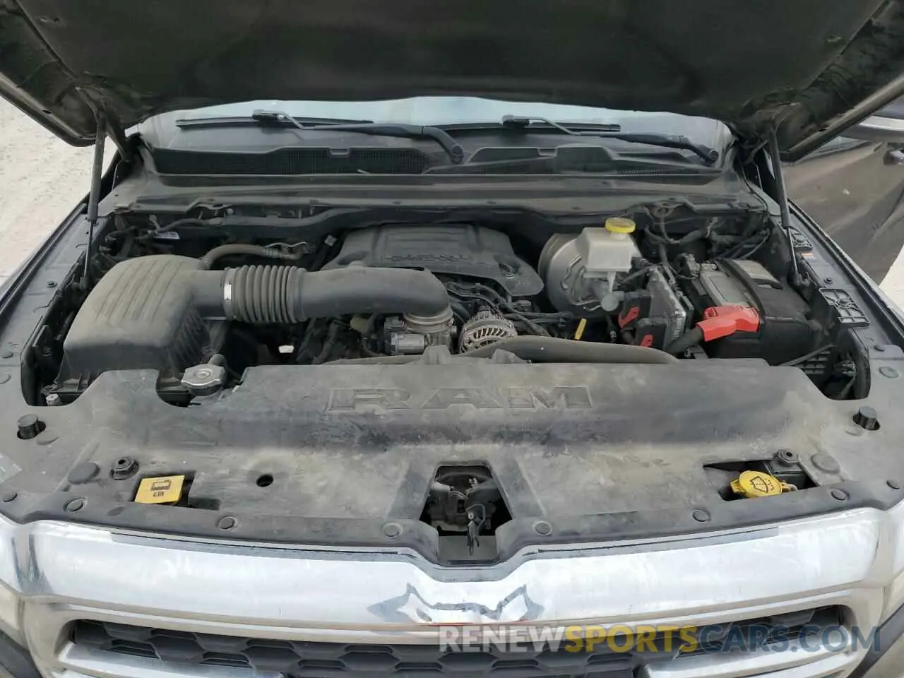 12 Photograph of a damaged car 1C6RREFT2NN114112 RAM 1500 2022