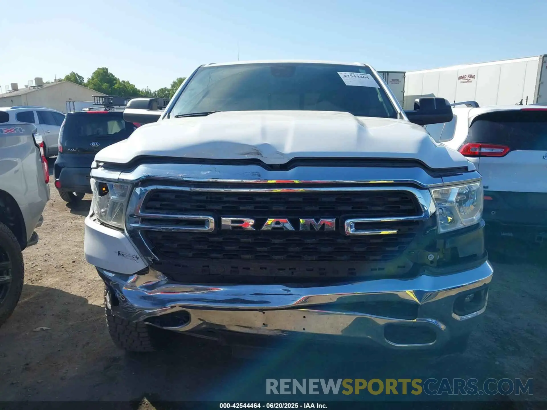 11 Photograph of a damaged car 1C6RREFT2NN261188 RAM 1500 2022