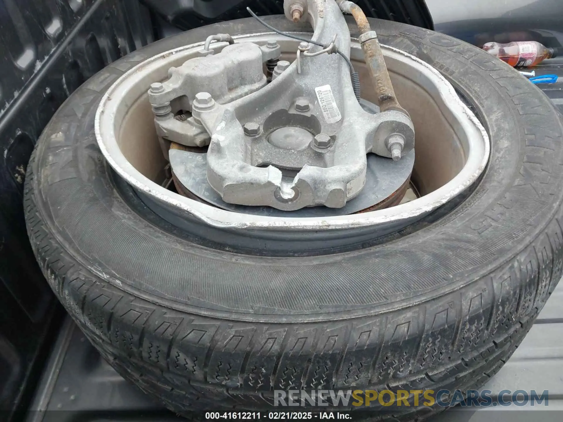 12 Photograph of a damaged car 1C6RREFT3NN372820 RAM 1500 2022
