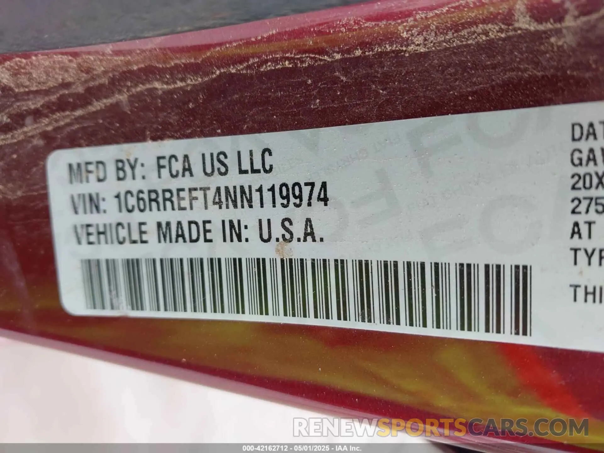 9 Photograph of a damaged car 1C6RREFT4NN119974 RAM 1500 2022