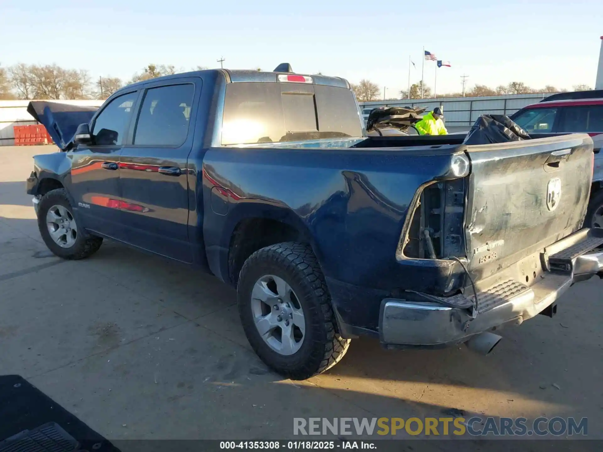 3 Photograph of a damaged car 1C6RREFT6NN201253 RAM 1500 2022