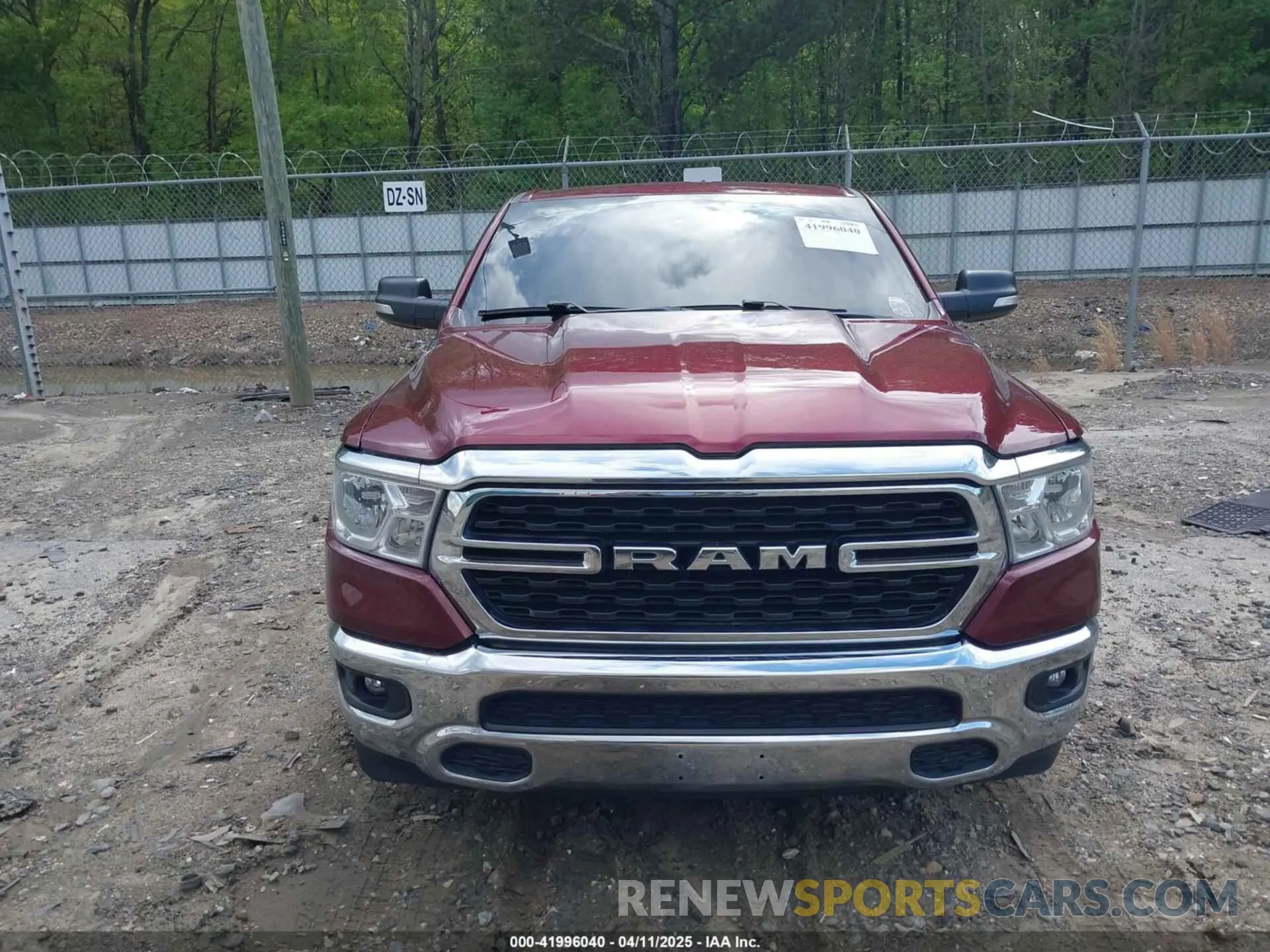 12 Photograph of a damaged car 1C6RREFT7NN105065 RAM 1500 2022