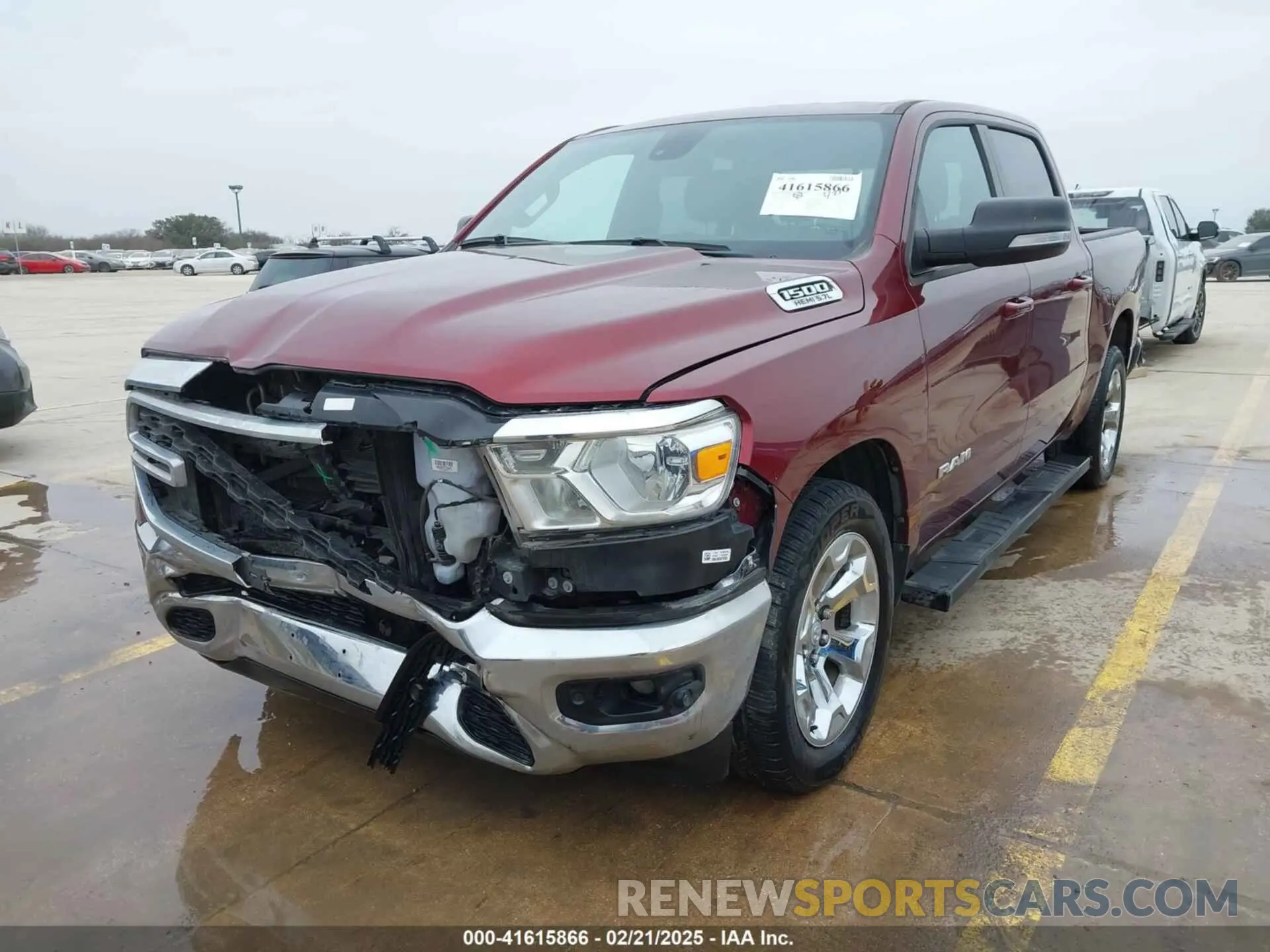 2 Photograph of a damaged car 1C6RREFT7NN275782 RAM 1500 2022