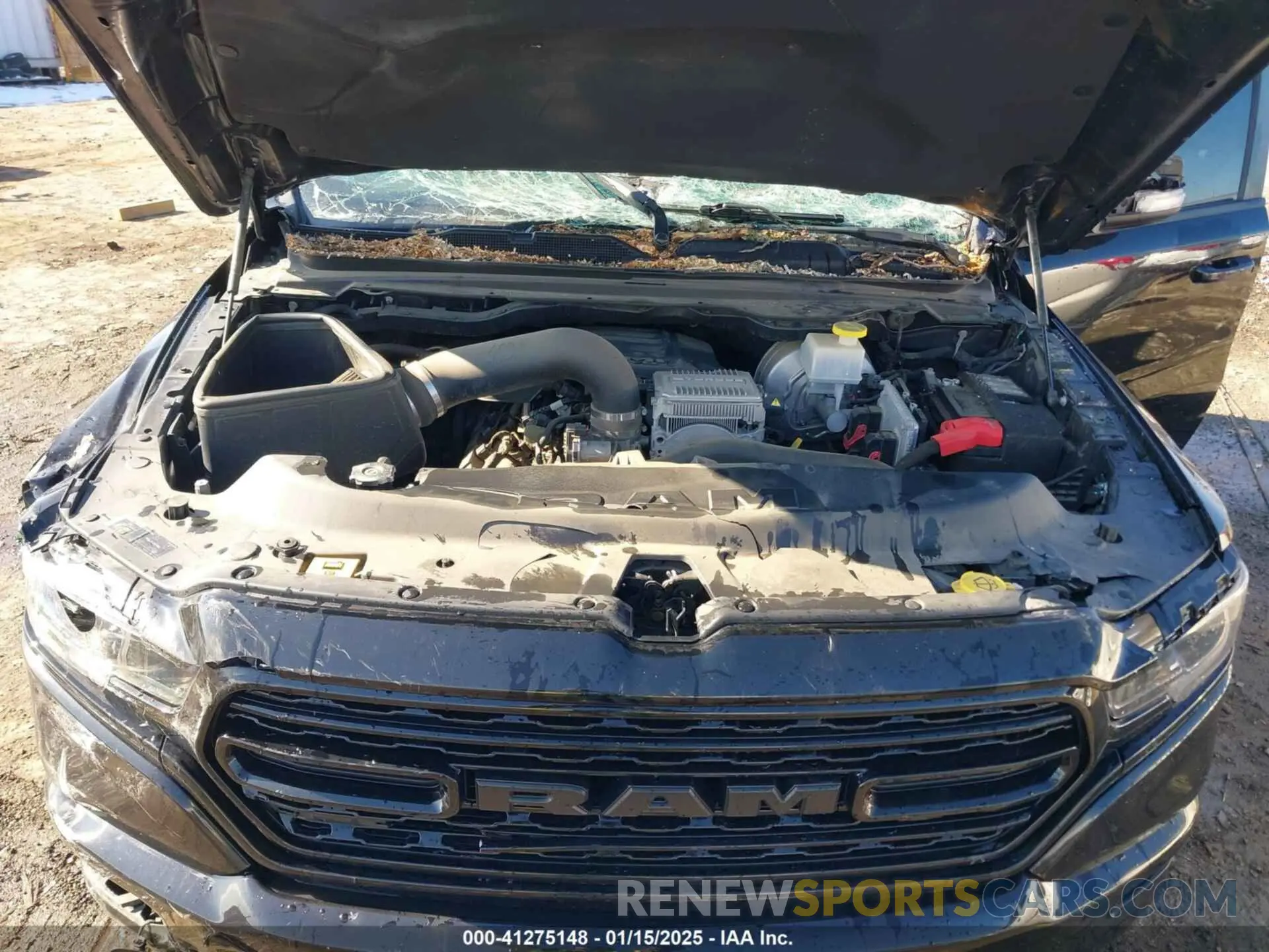 10 Photograph of a damaged car 1C6RREHT9NN152742 RAM 1500 2022