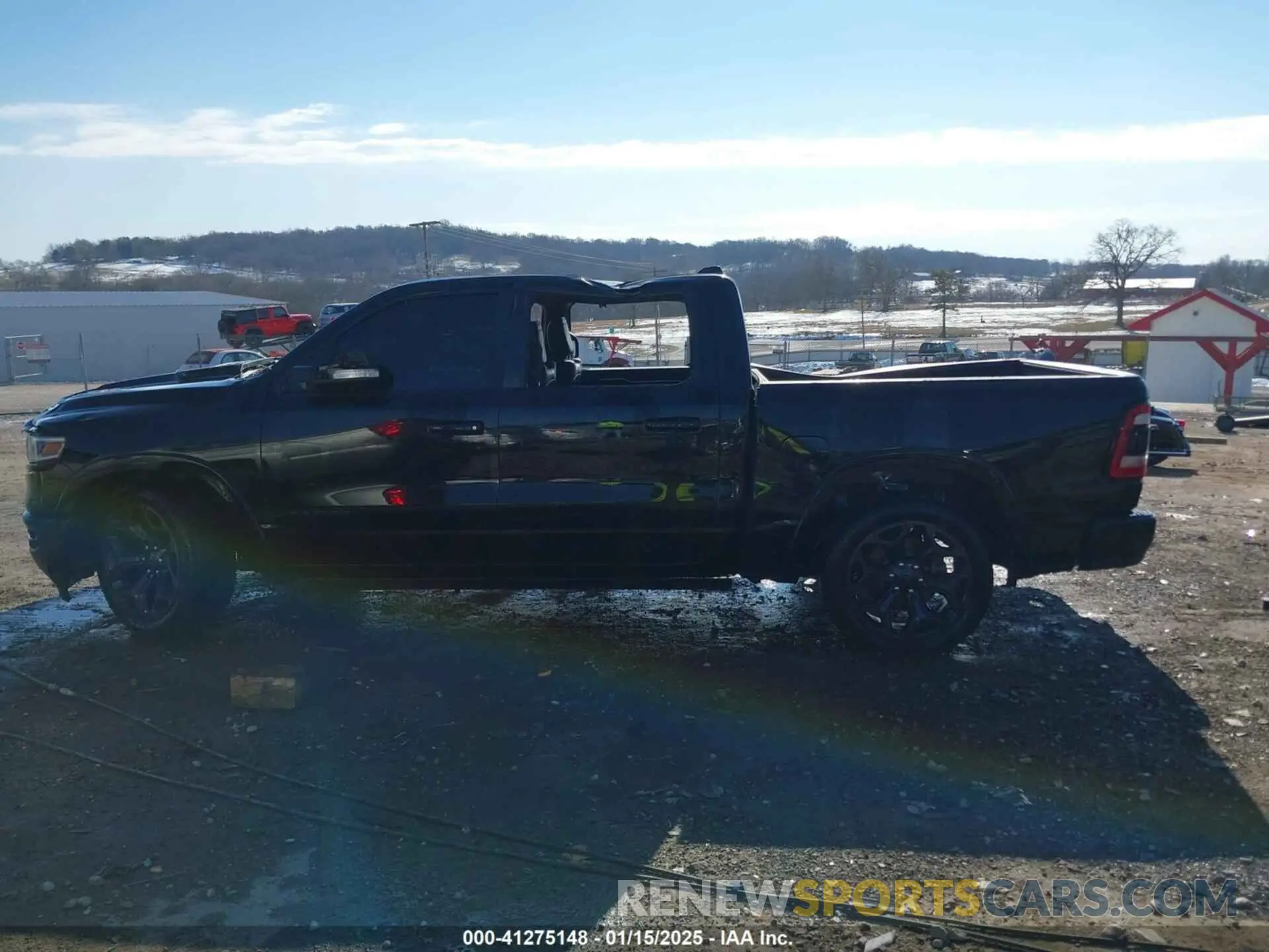 15 Photograph of a damaged car 1C6RREHT9NN152742 RAM 1500 2022