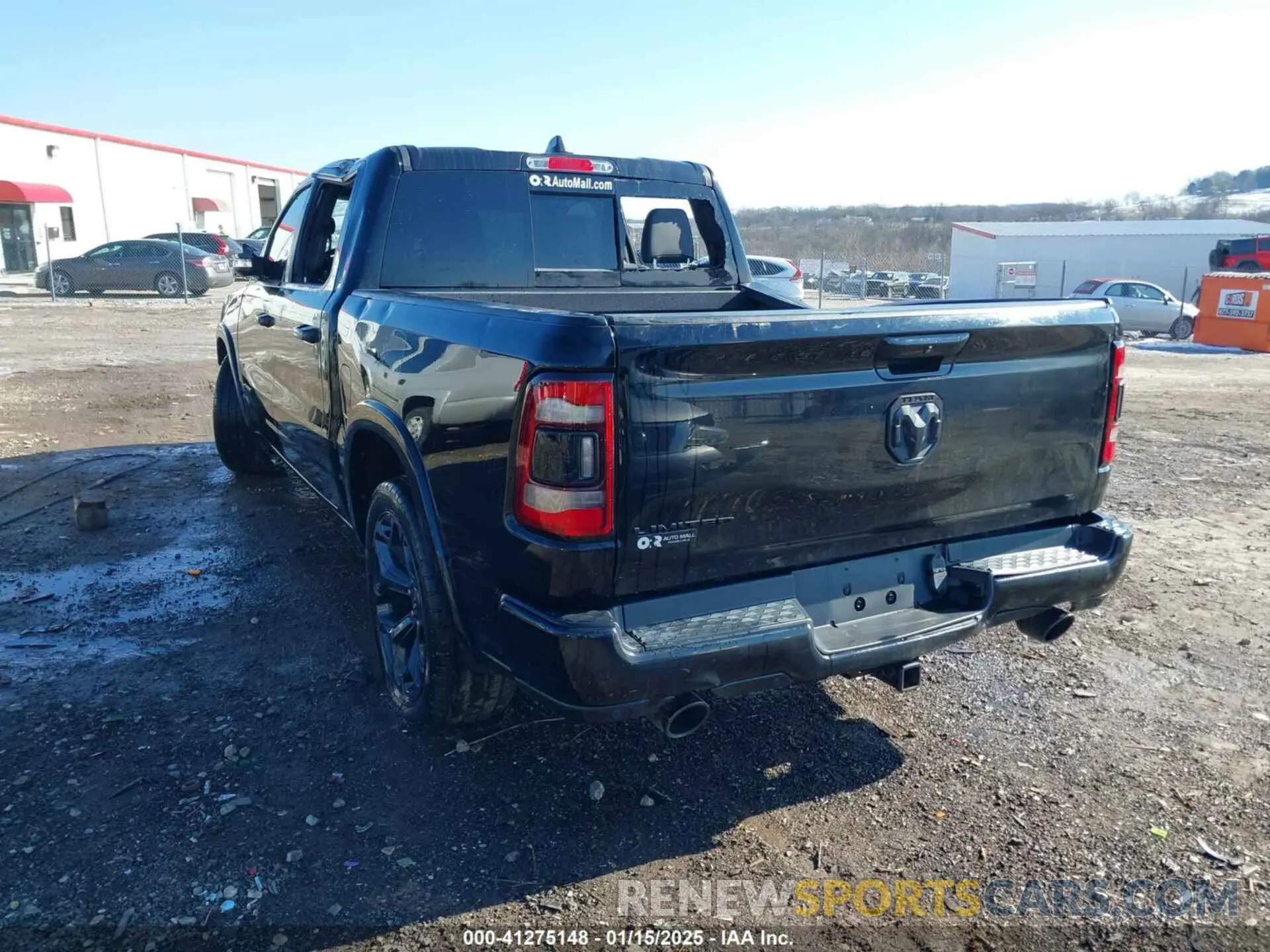 3 Photograph of a damaged car 1C6RREHT9NN152742 RAM 1500 2022