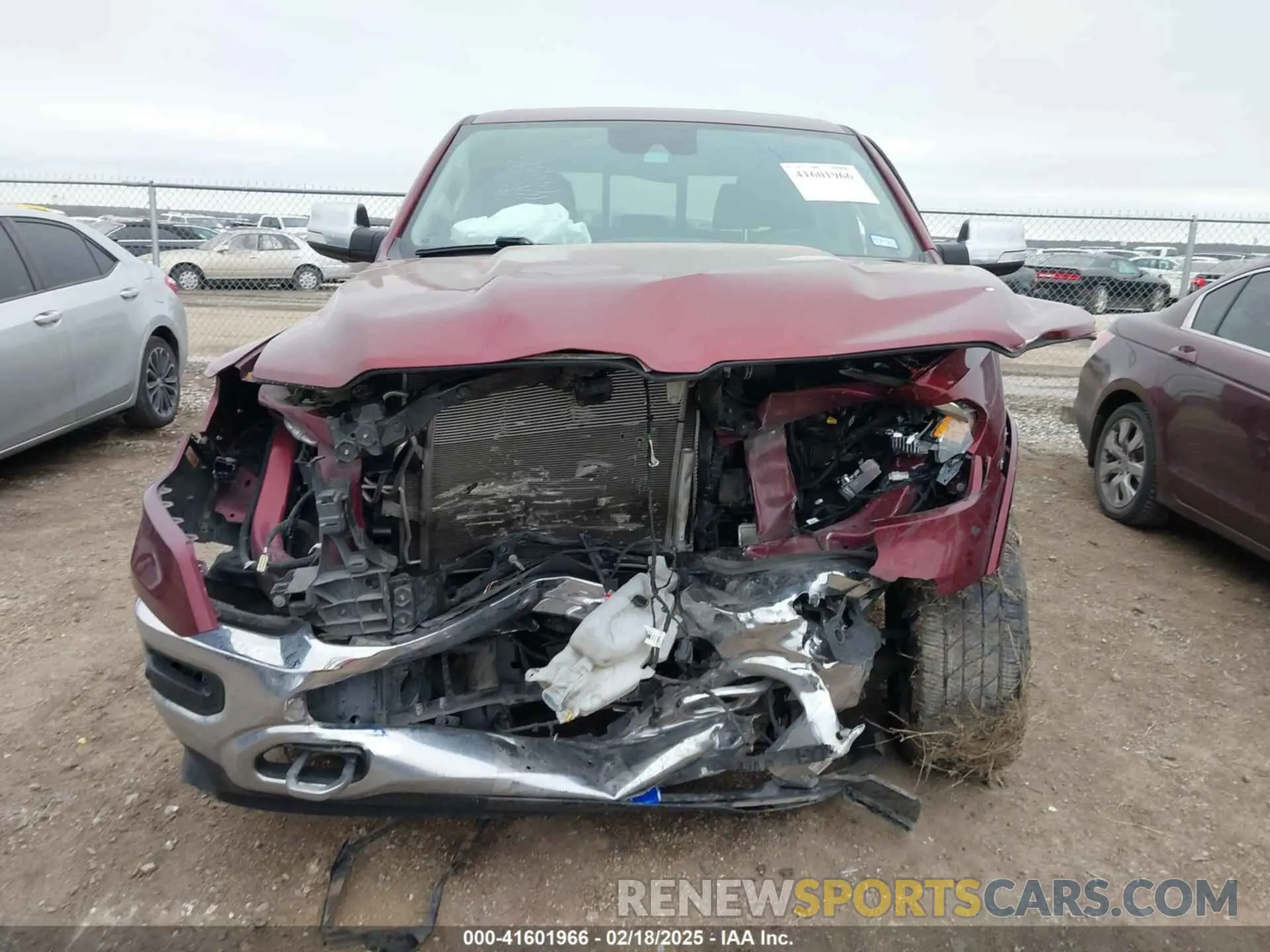 12 Photograph of a damaged car 1C6RREJM6NN185281 RAM 1500 2022