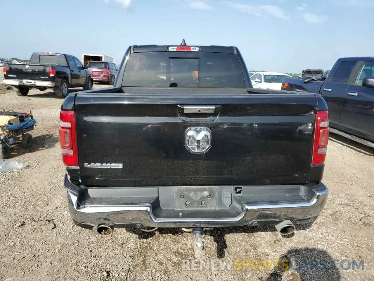 6 Photograph of a damaged car 1C6RREJT4NN291381 RAM 1500 2022