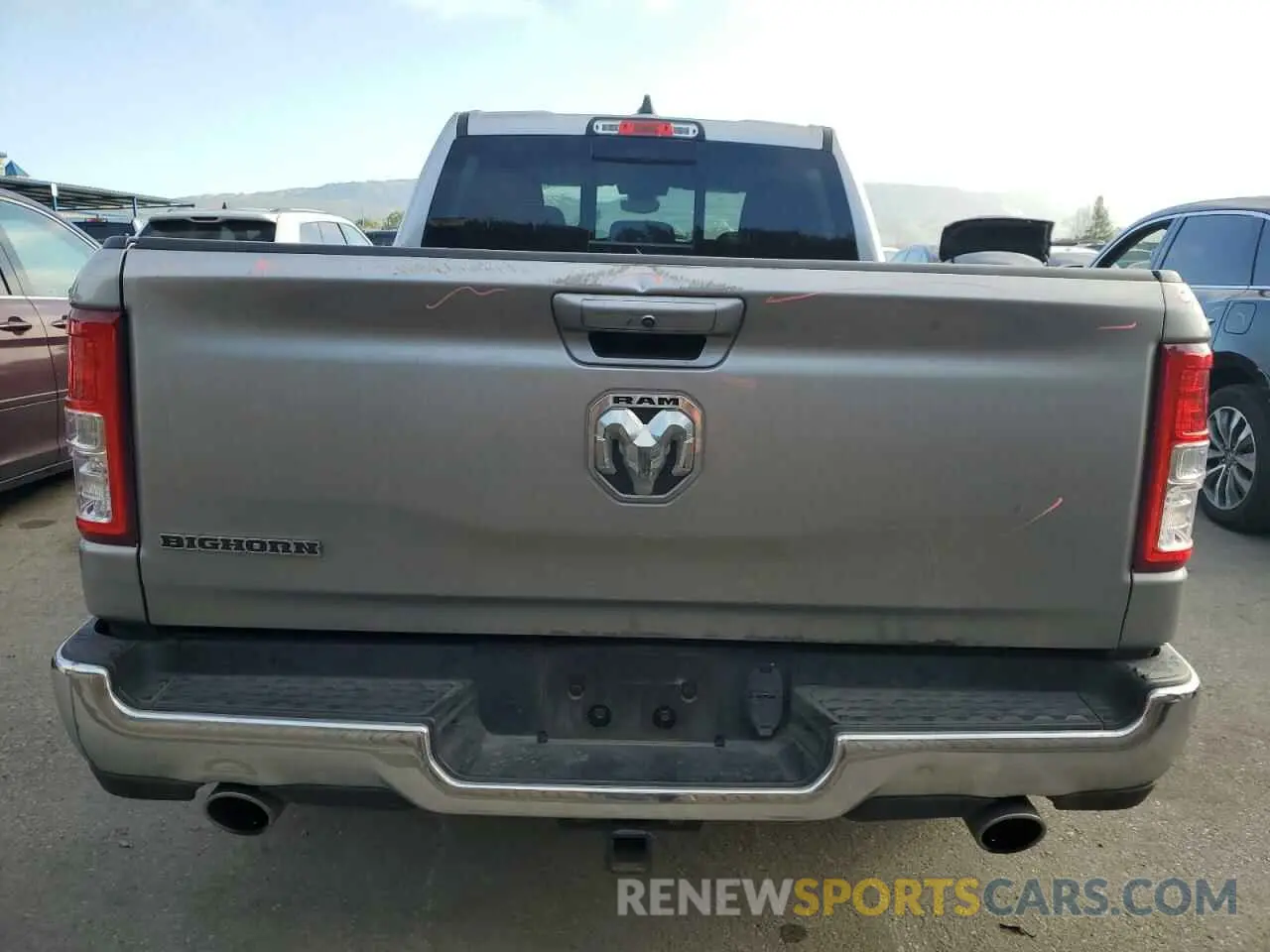 6 Photograph of a damaged car 1C6RREMT0NN382689 RAM 1500 2022
