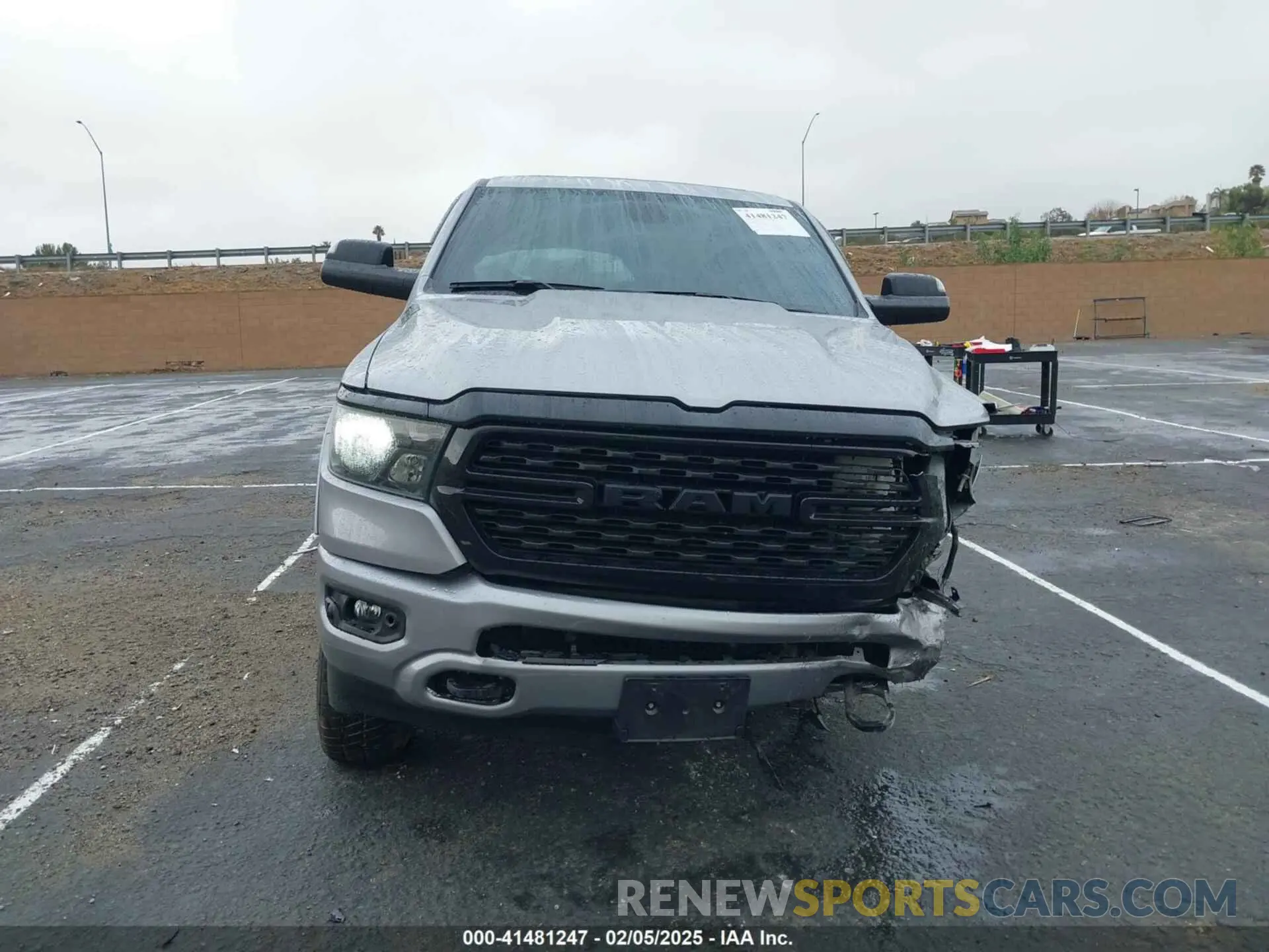 12 Photograph of a damaged car 1C6RREMT2NN246600 RAM 1500 2022