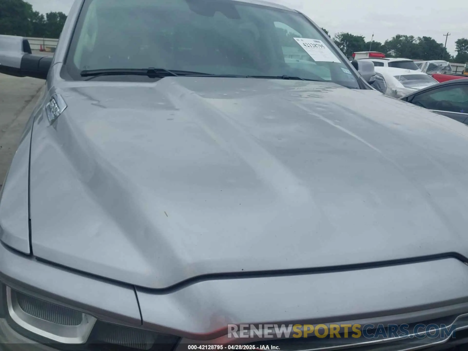 17 Photograph of a damaged car 1C6RRERT7NN432156 RAM 1500 2022