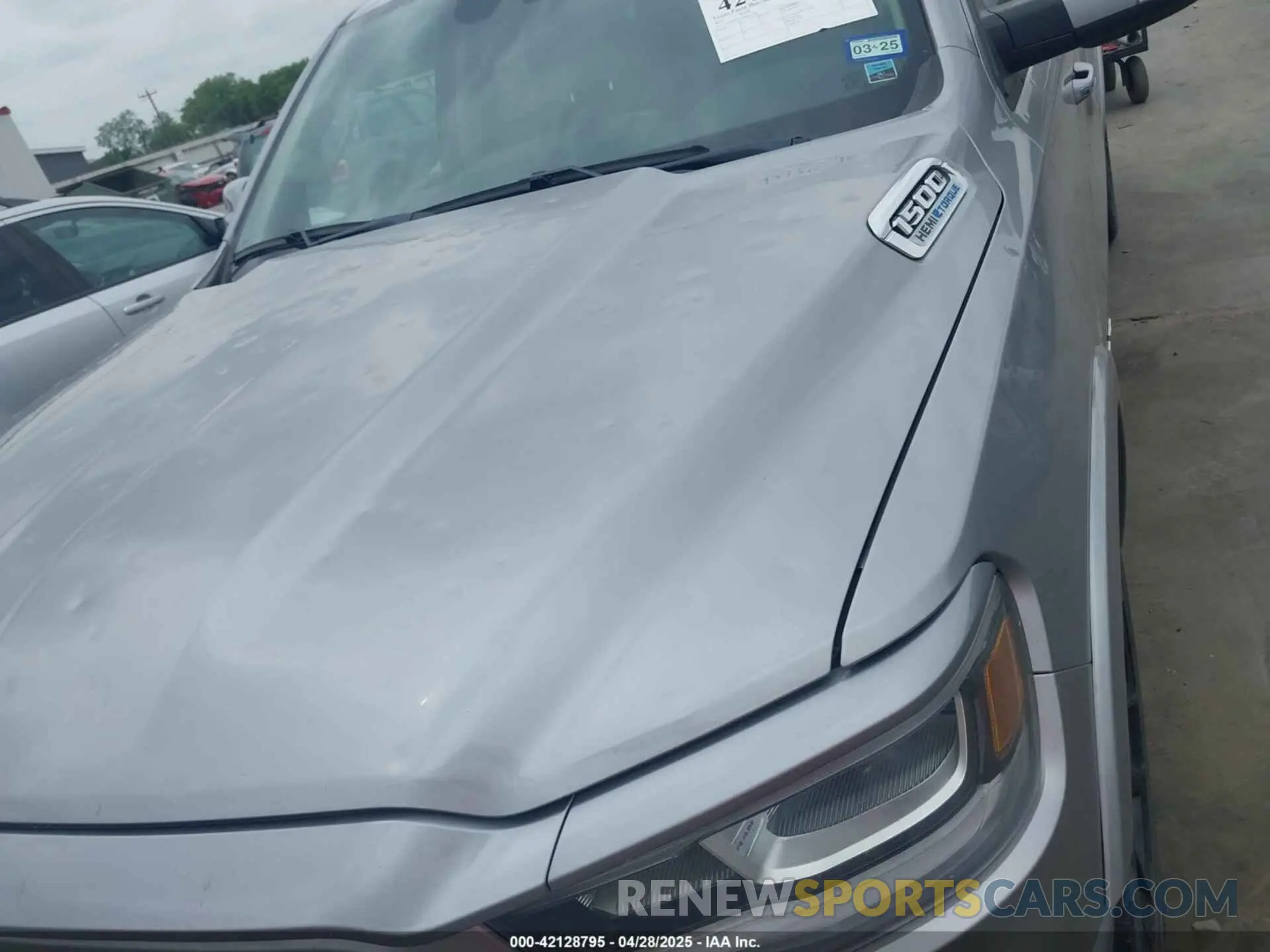6 Photograph of a damaged car 1C6RRERT7NN432156 RAM 1500 2022