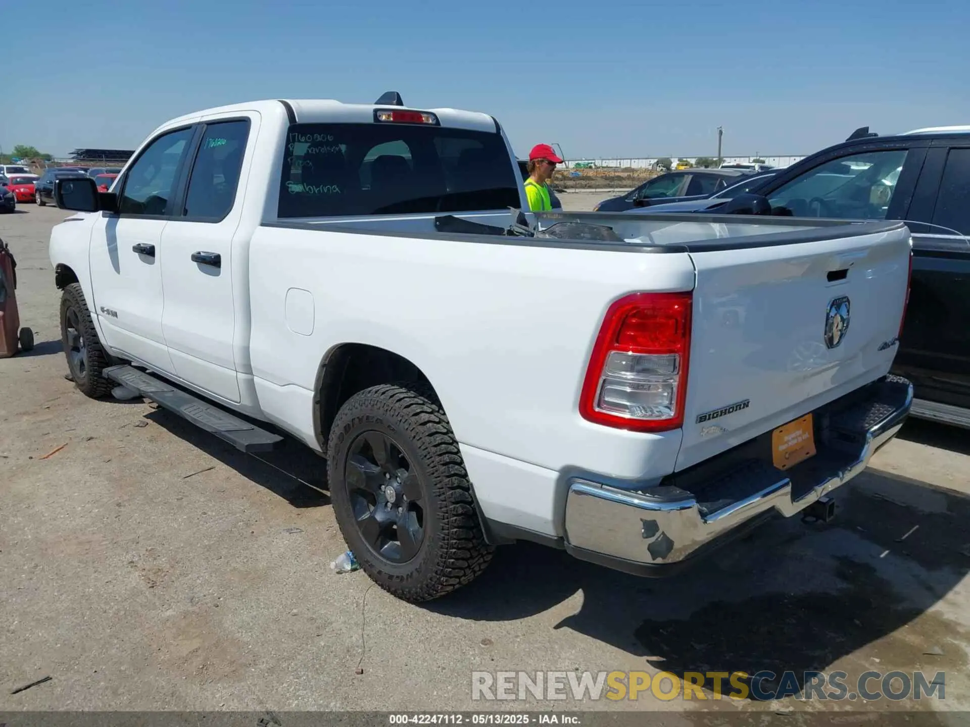 3 Photograph of a damaged car 1C6RRFBG0NN287478 RAM 1500 2022