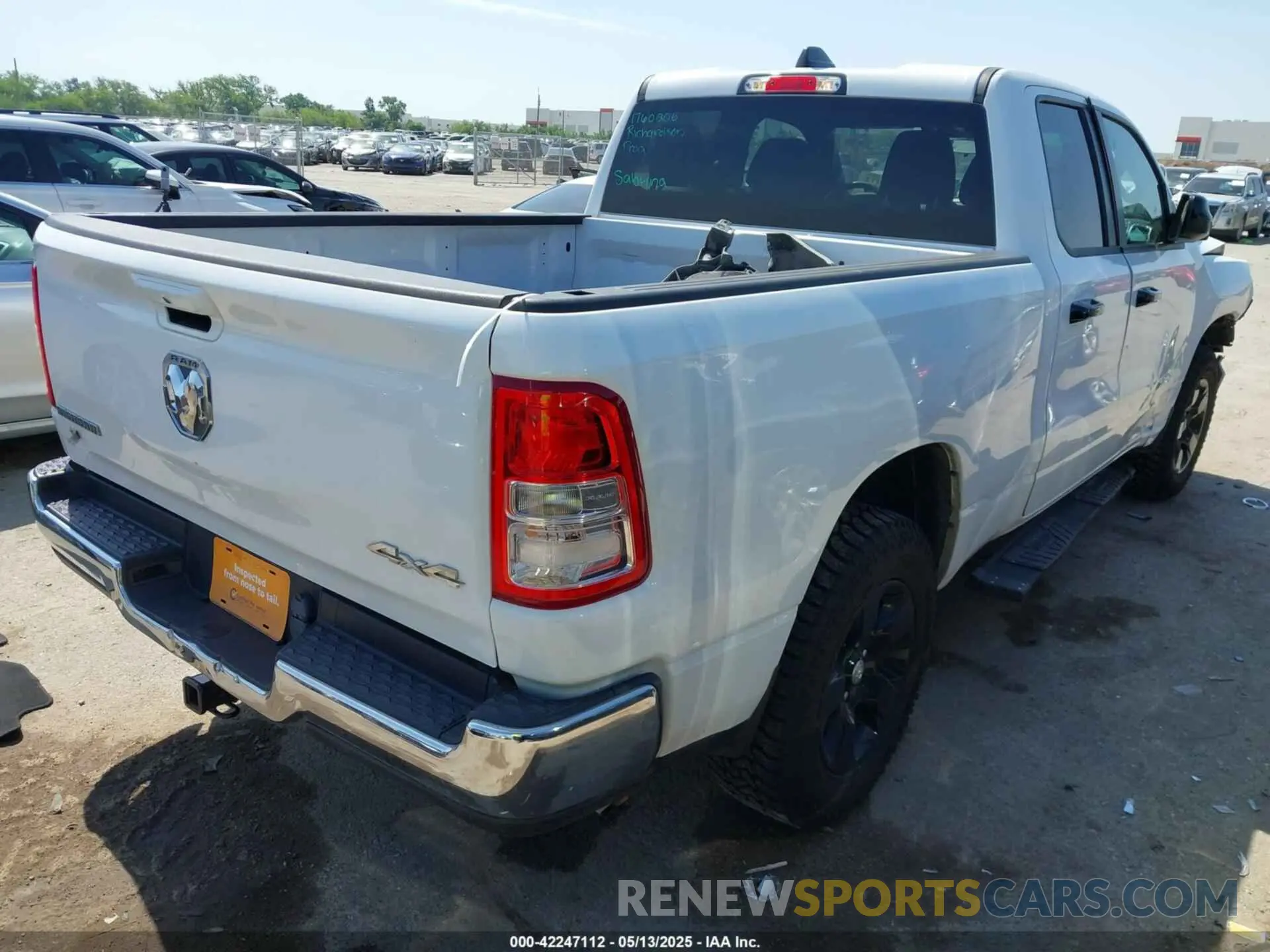 4 Photograph of a damaged car 1C6RRFBG0NN287478 RAM 1500 2022