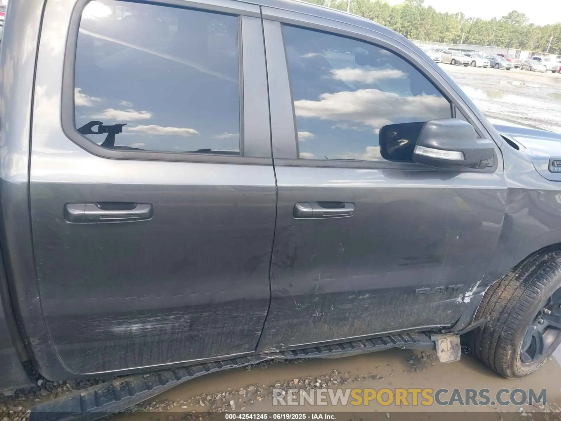 13 Photograph of a damaged car 1C6RRFBG6NN226099 RAM 1500 2022