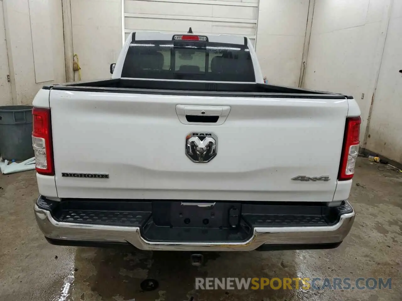 6 Photograph of a damaged car 1C6RRFBG6NN480475 RAM 1500 2022