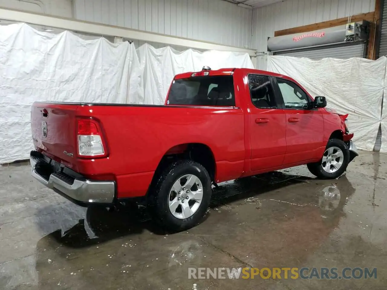 3 Photograph of a damaged car 1C6RRFBG7NN278731 RAM 1500 2022