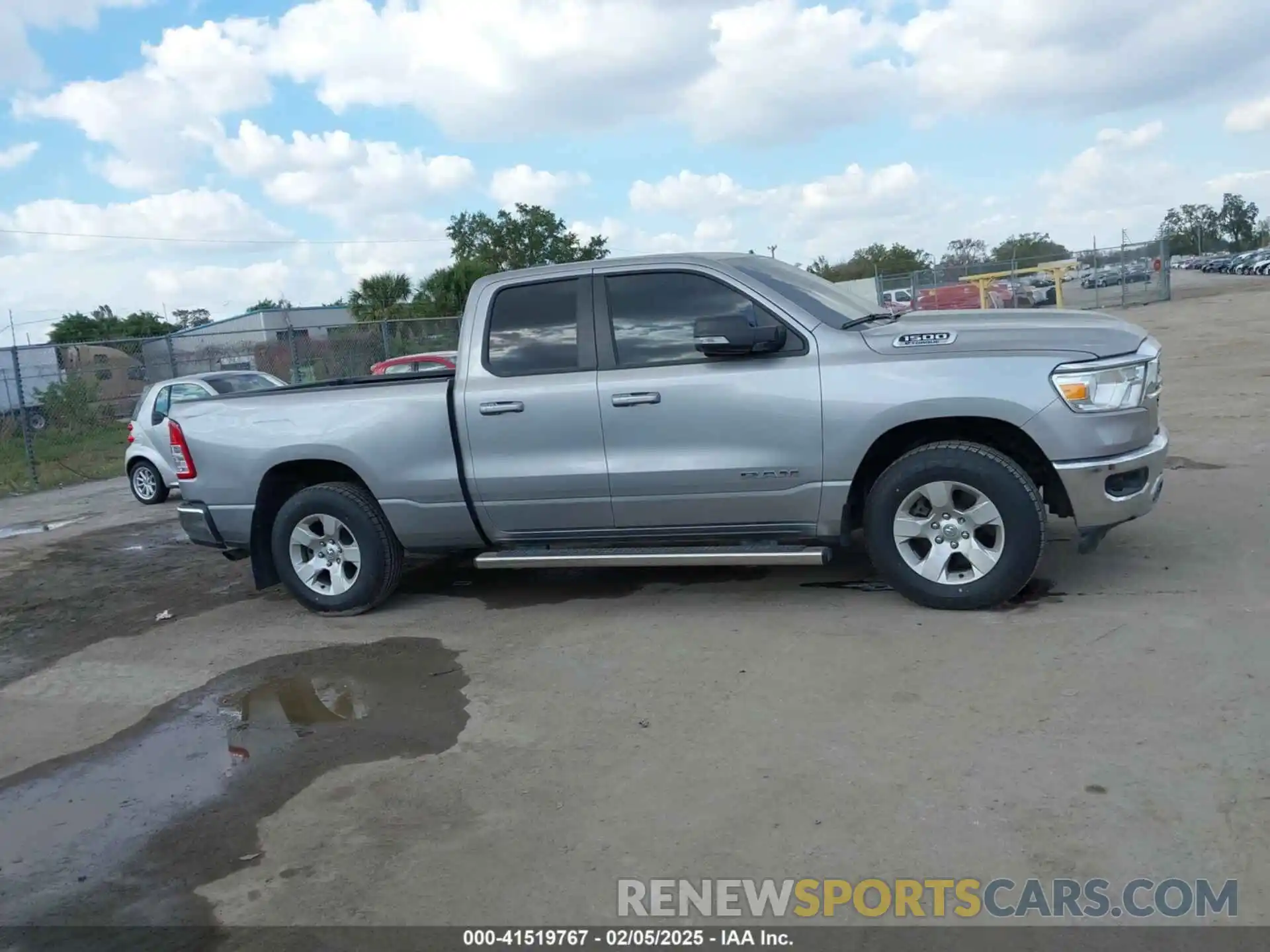 13 Photograph of a damaged car 1C6RRFBG7NN365478 RAM 1500 2022