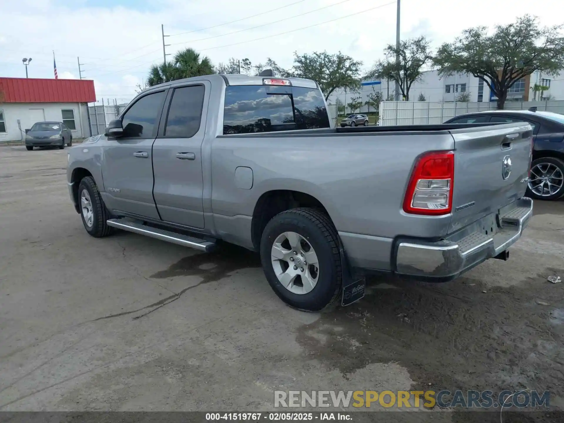 3 Photograph of a damaged car 1C6RRFBG7NN365478 RAM 1500 2022