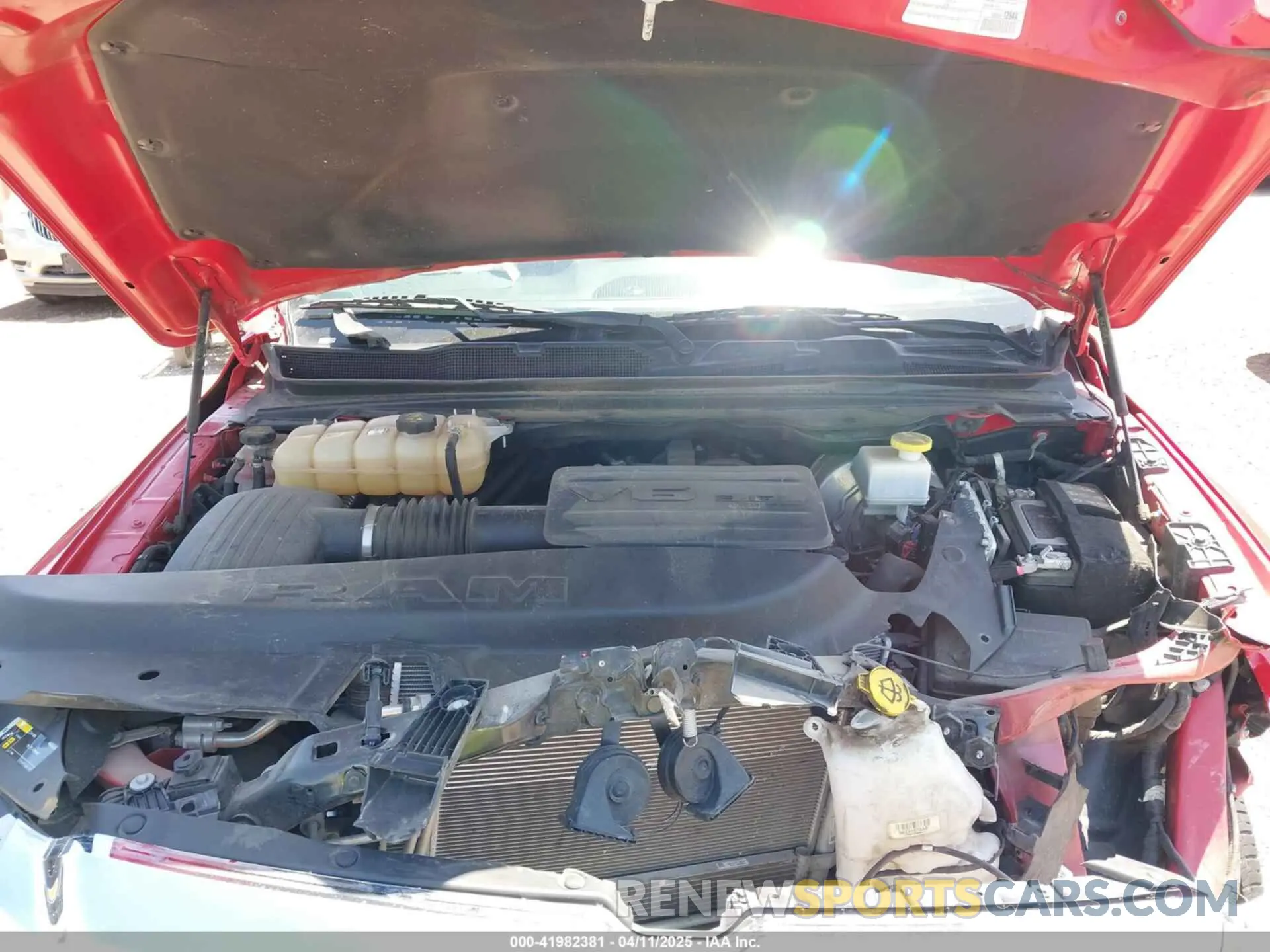 10 Photograph of a damaged car 1C6RRFBG9NN278777 RAM 1500 2022