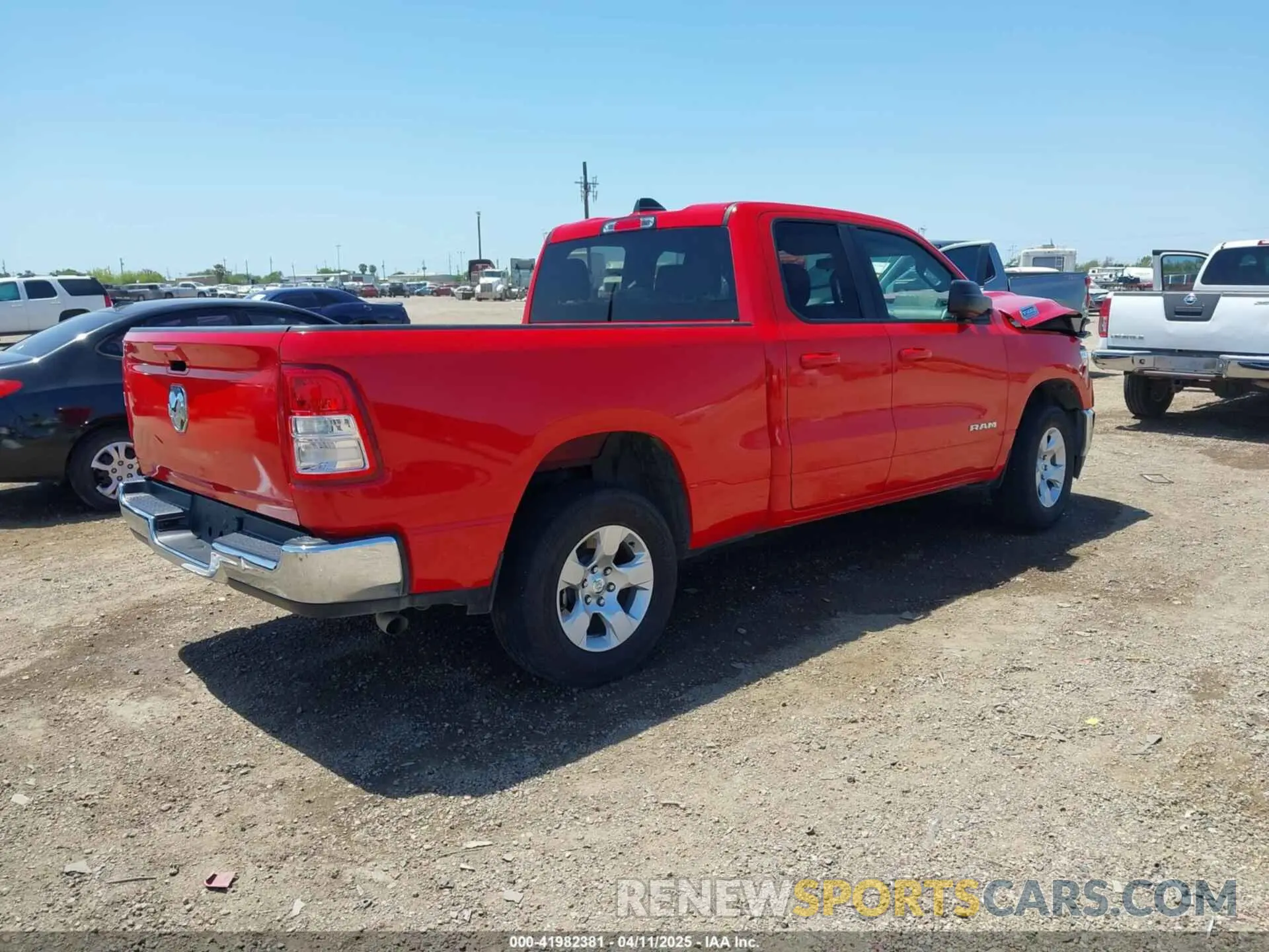 4 Photograph of a damaged car 1C6RRFBG9NN278777 RAM 1500 2022