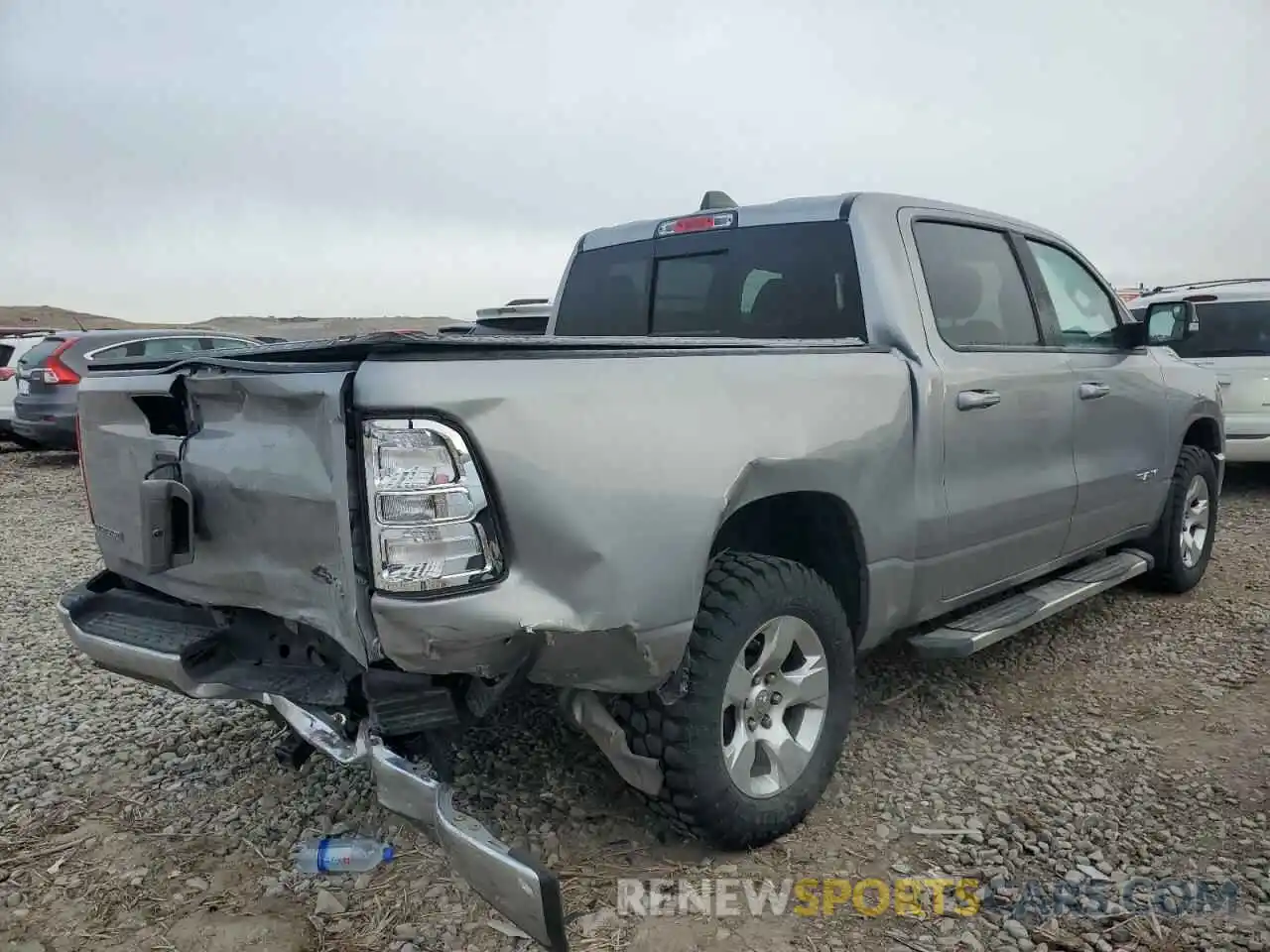 3 Photograph of a damaged car 1C6RRFFG2NN263516 RAM 1500 2022