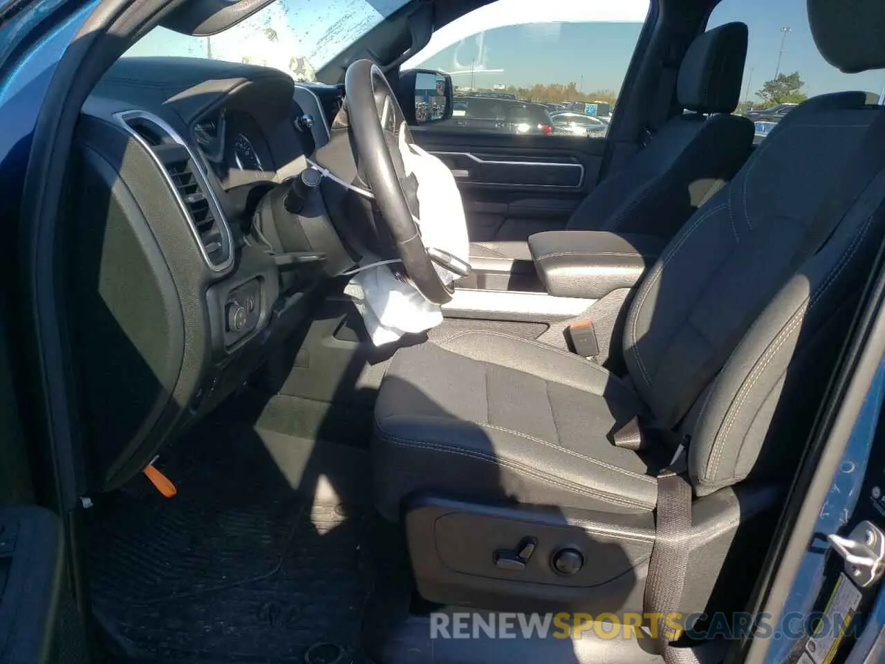 7 Photograph of a damaged car 1C6RRFFG2NN301360 RAM 1500 2022