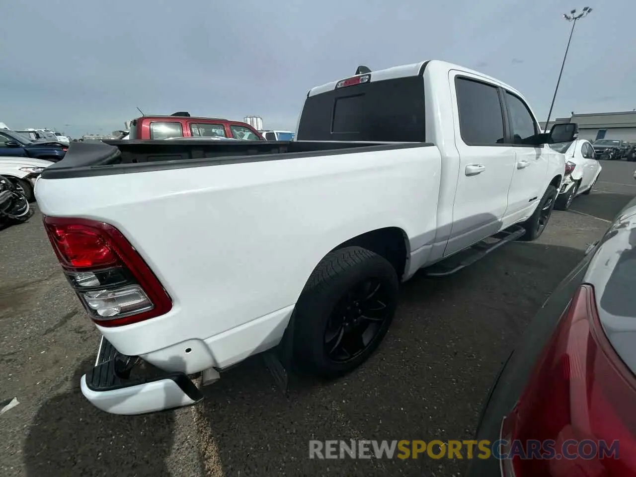 3 Photograph of a damaged car 1C6RRFFG2NN395918 RAM 1500 2022