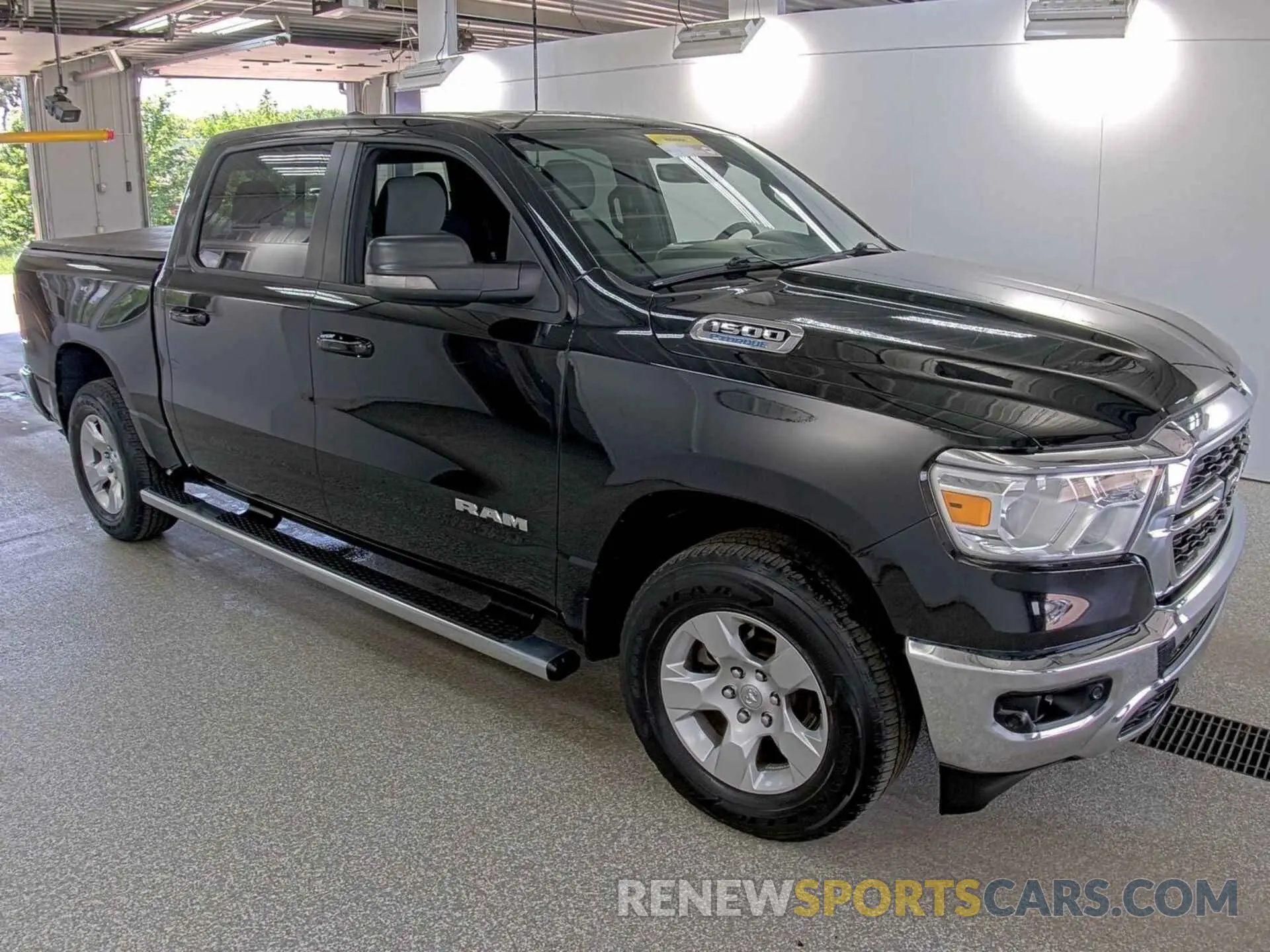 20 Photograph of a damaged car 1C6RRFFG3NN179009 RAM 1500 2022
