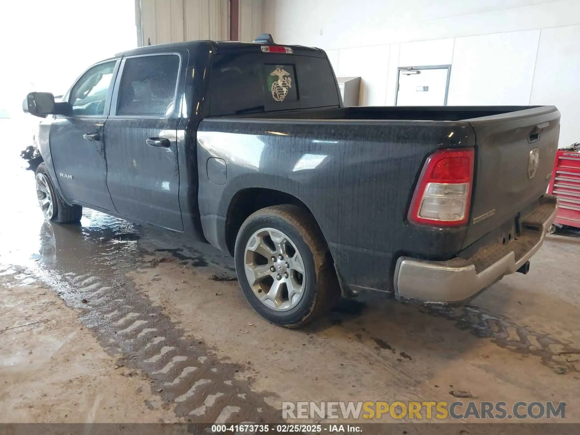 3 Photograph of a damaged car 1C6RRFFG3NN345917 RAM 1500 2022