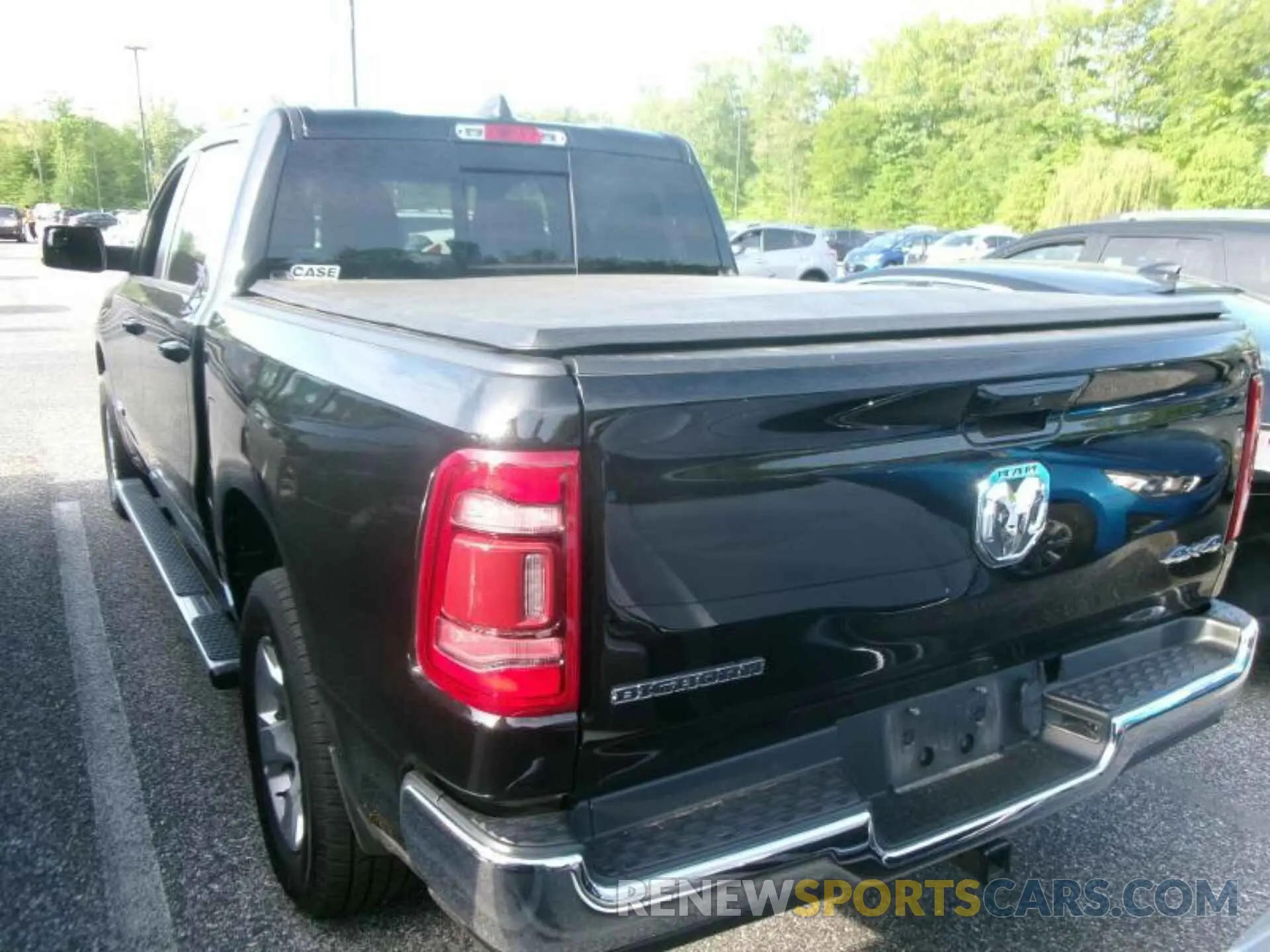 12 Photograph of a damaged car 1C6RRFFG3NN389917 RAM 1500 2022