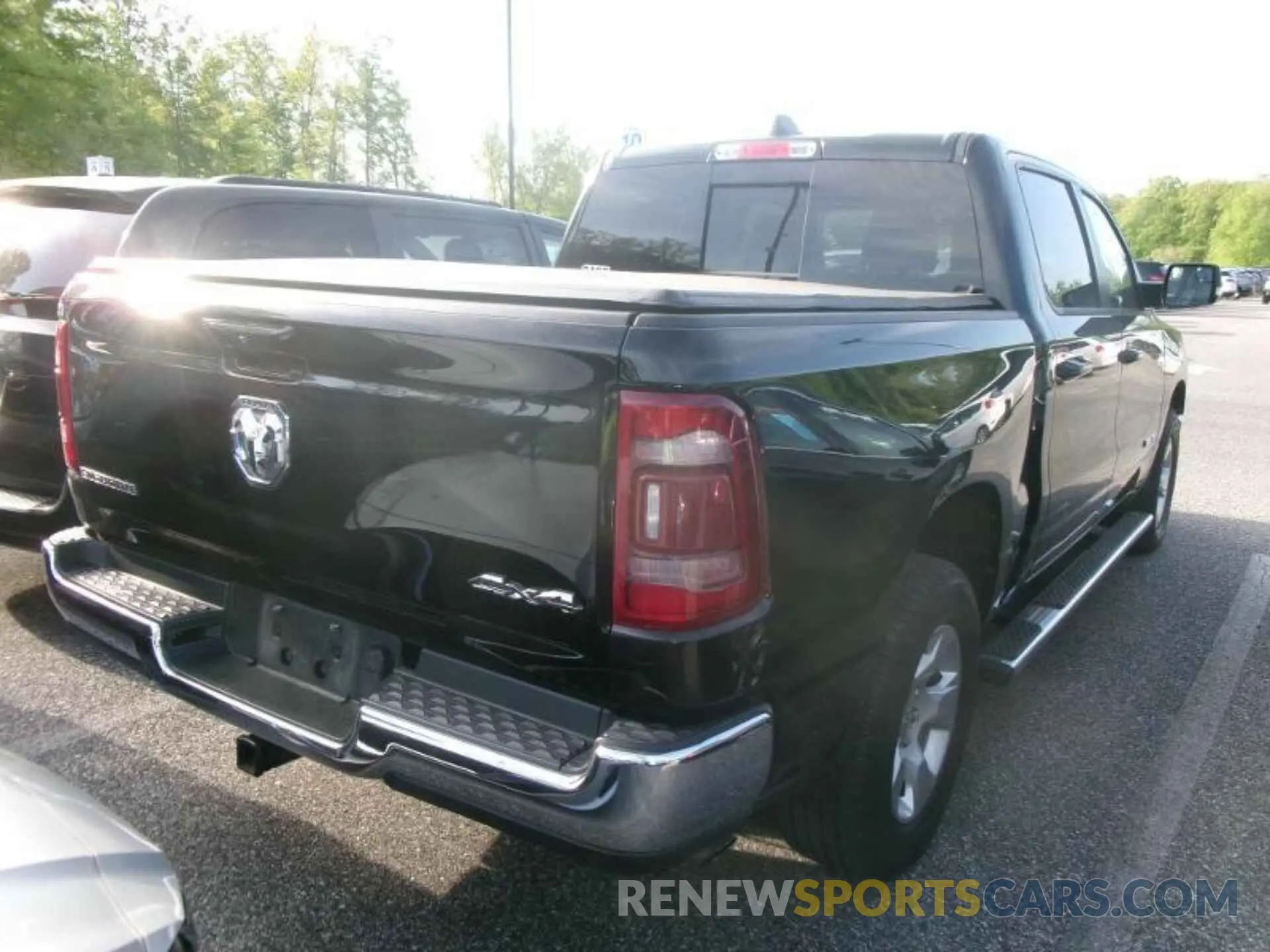 9 Photograph of a damaged car 1C6RRFFG3NN389917 RAM 1500 2022