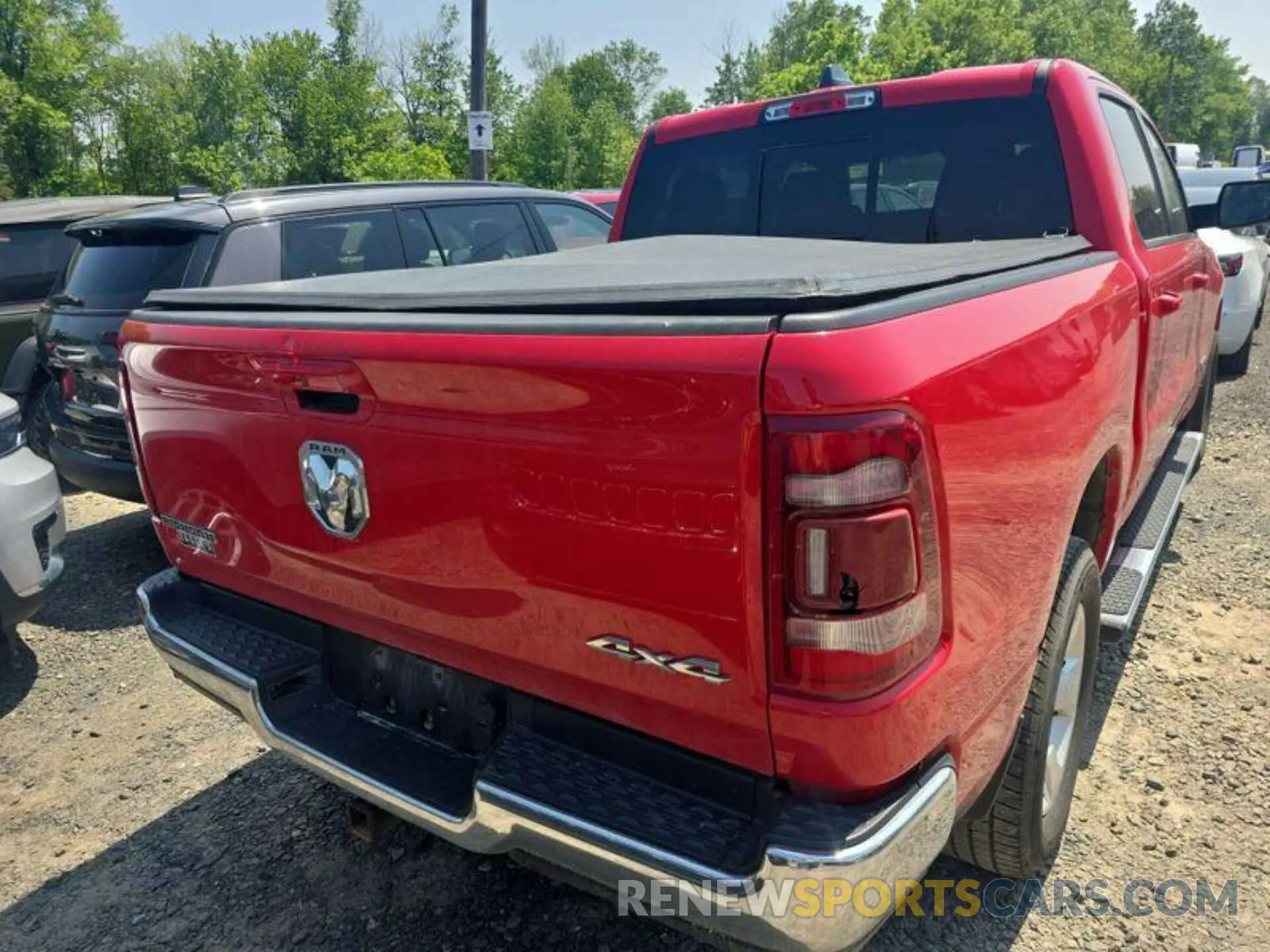 14 Photograph of a damaged car 1C6RRFFG4NN179021 RAM 1500 2022