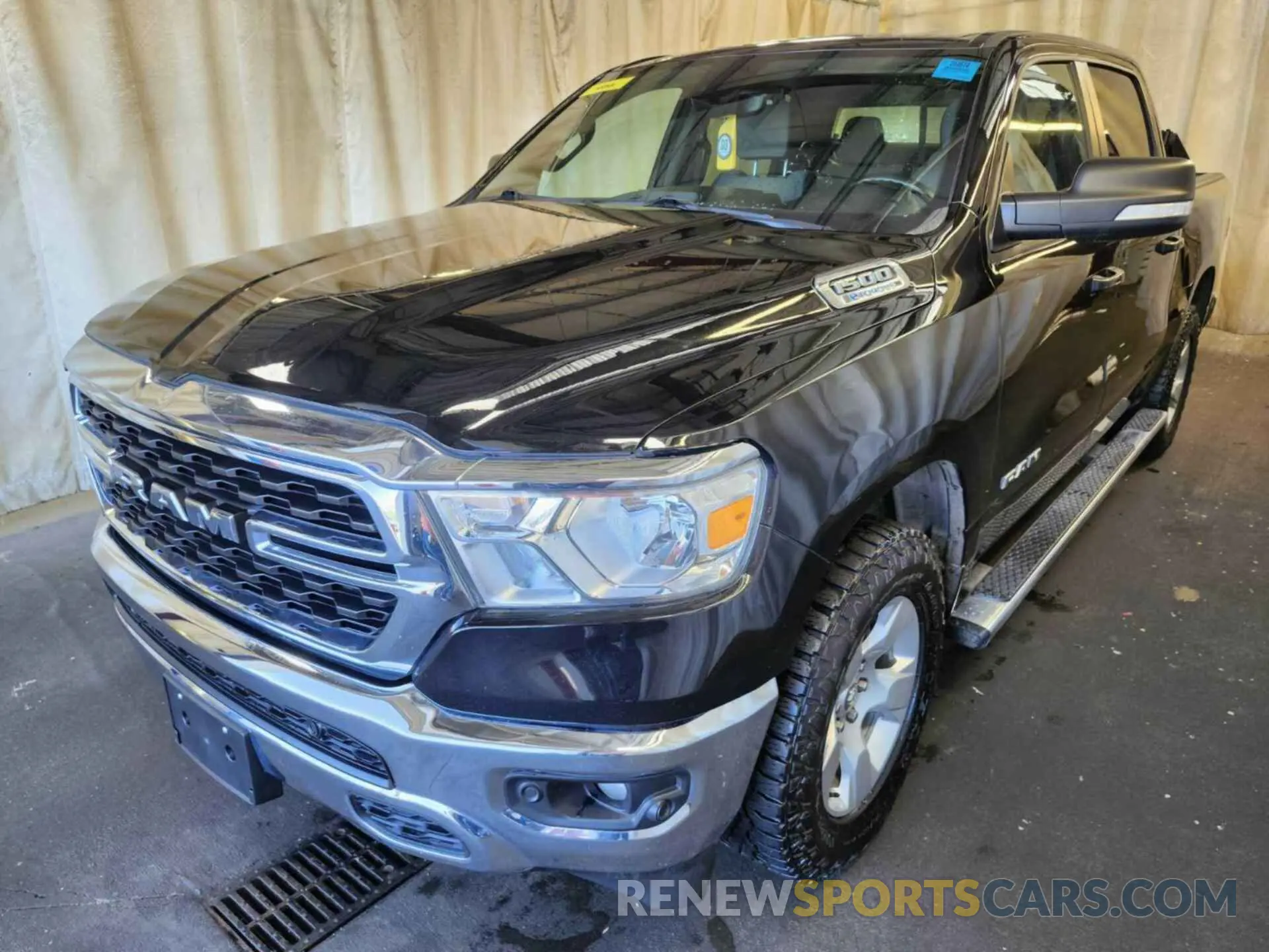 13 Photograph of a damaged car 1C6RRFFG4NN269611 RAM 1500 2022