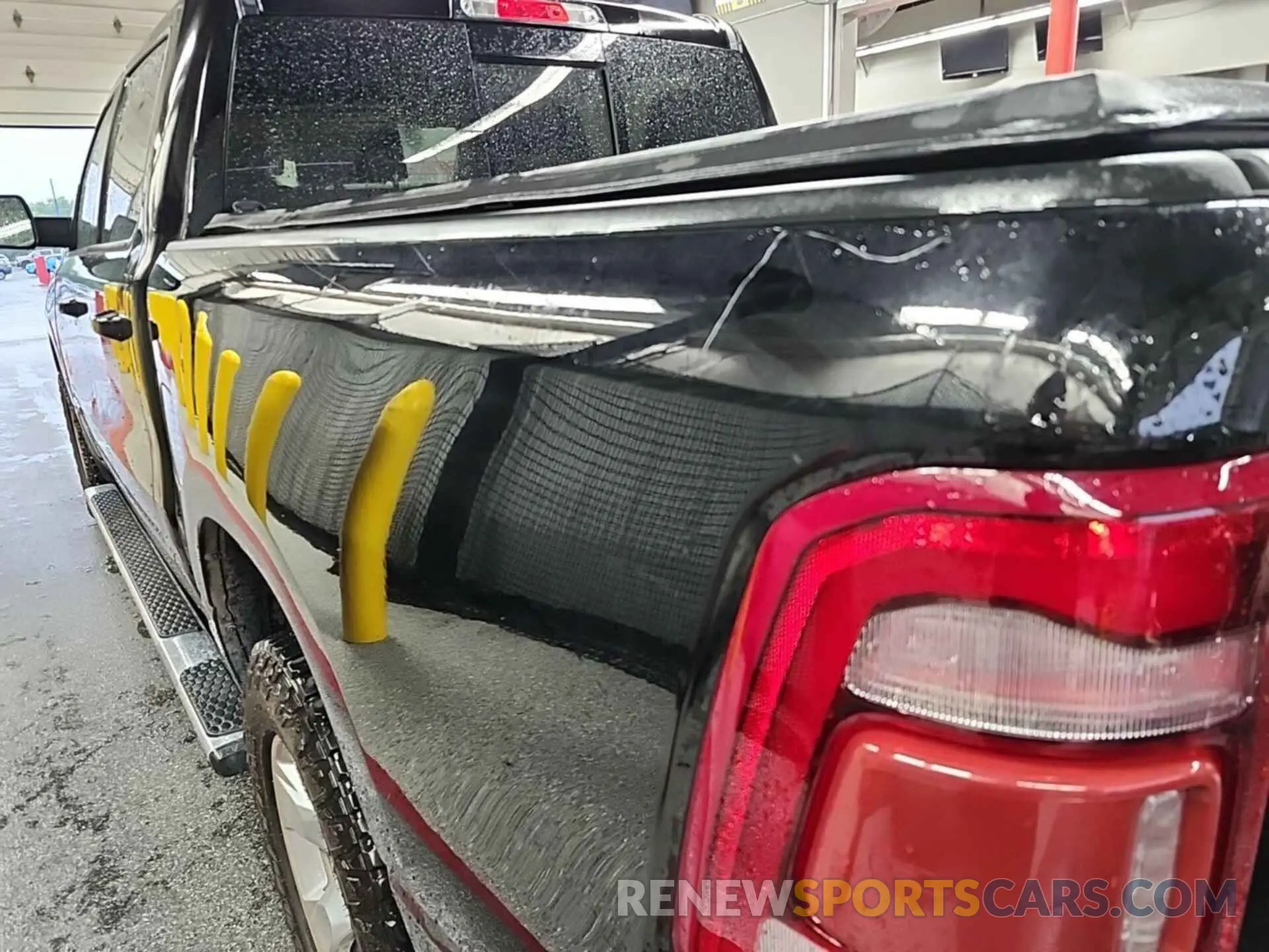 25 Photograph of a damaged car 1C6RRFFG4NN269611 RAM 1500 2022