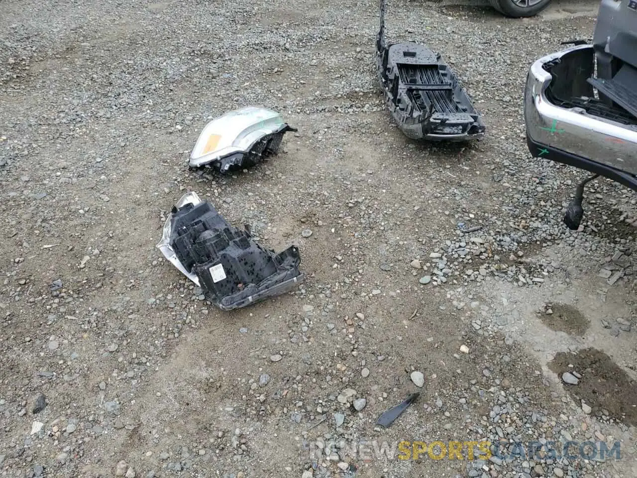 14 Photograph of a damaged car 1C6RRFFG4NN347904 RAM 1500 2022