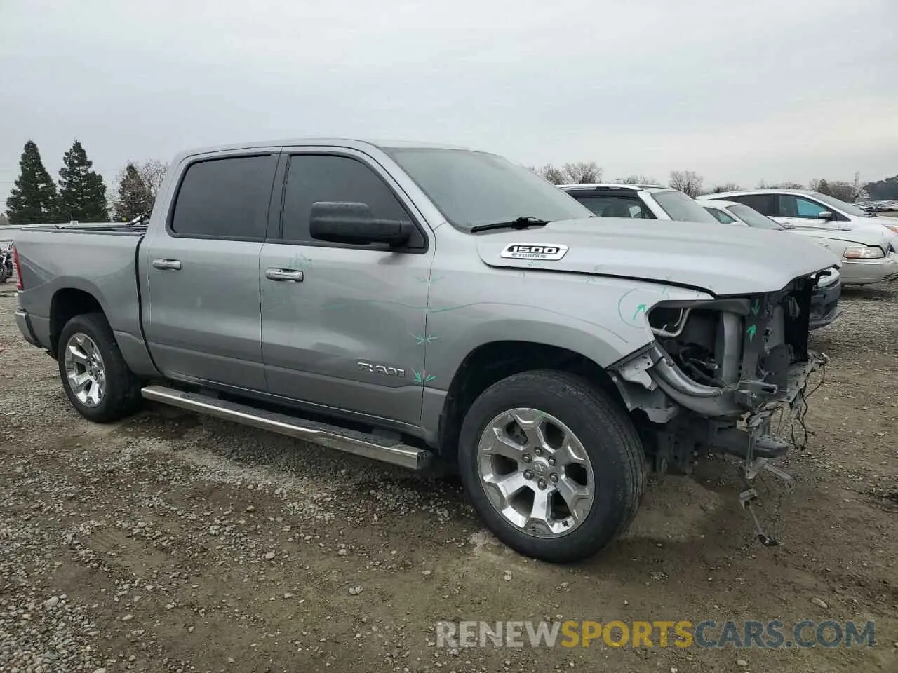 4 Photograph of a damaged car 1C6RRFFG4NN347904 RAM 1500 2022
