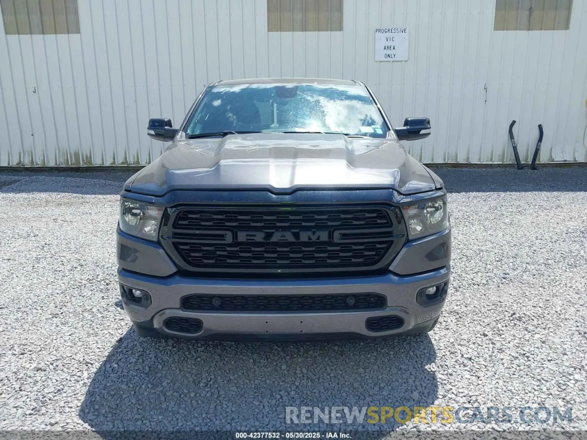 12 Photograph of a damaged car 1C6RRFFG4NN379347 RAM 1500 2022