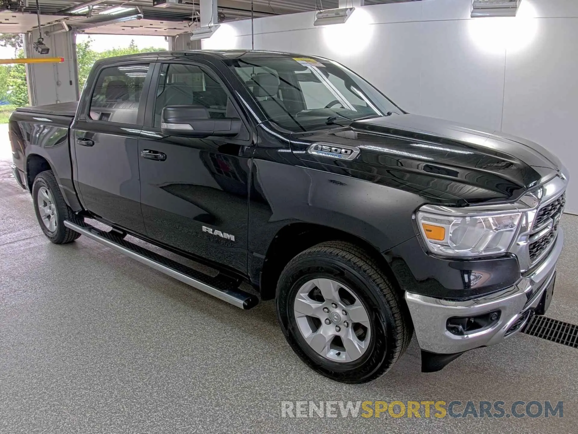 13 Photograph of a damaged car 1C6RRFFG5NN179027 RAM 1500 2022