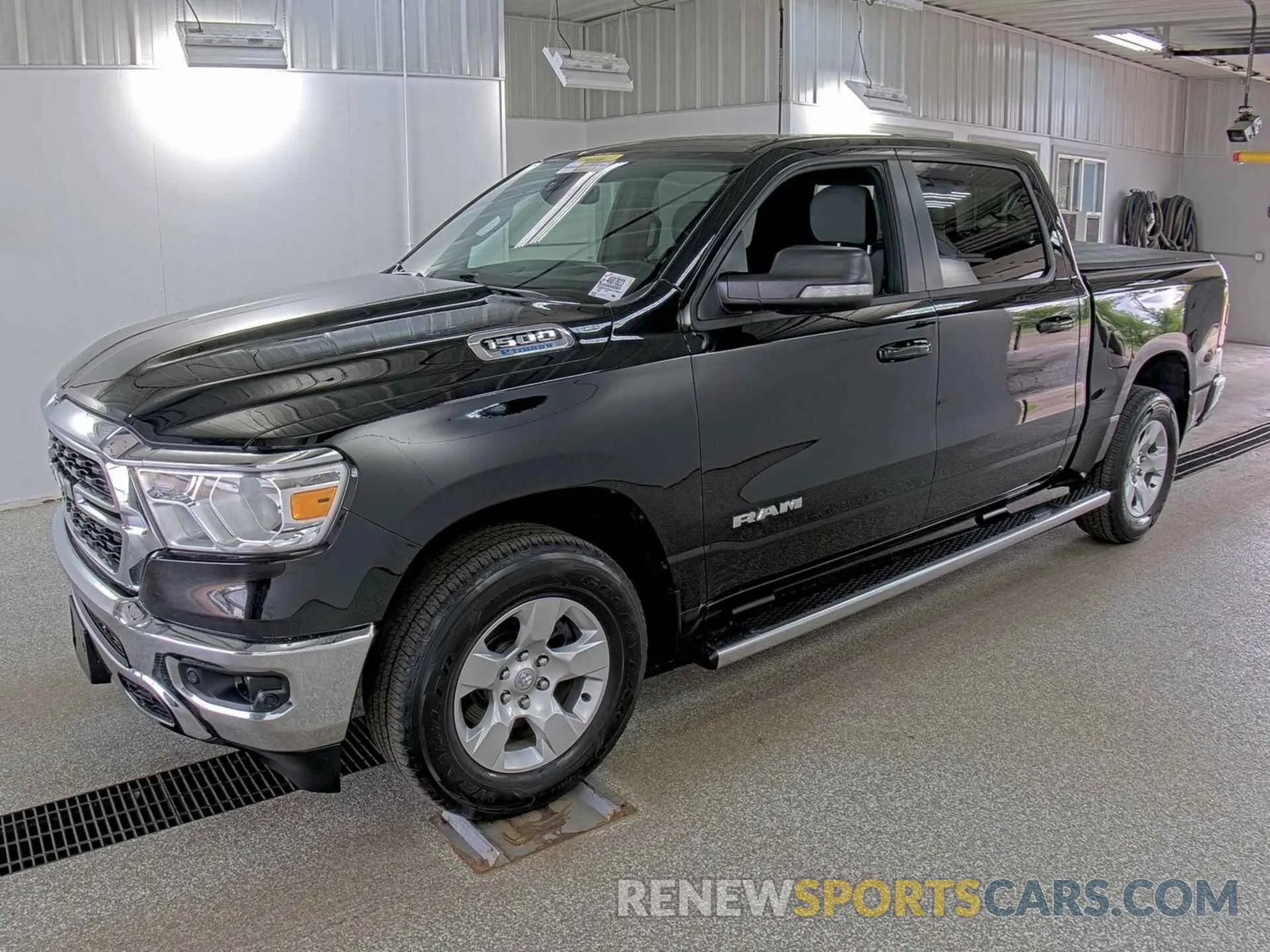 22 Photograph of a damaged car 1C6RRFFG5NN179027 RAM 1500 2022