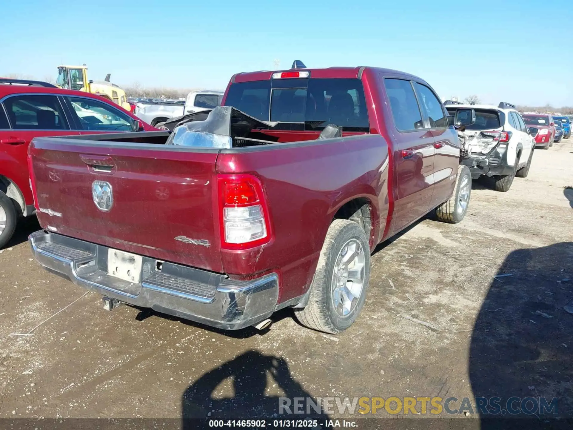 4 Photograph of a damaged car 1C6RRFFG5NN298325 RAM 1500 2022