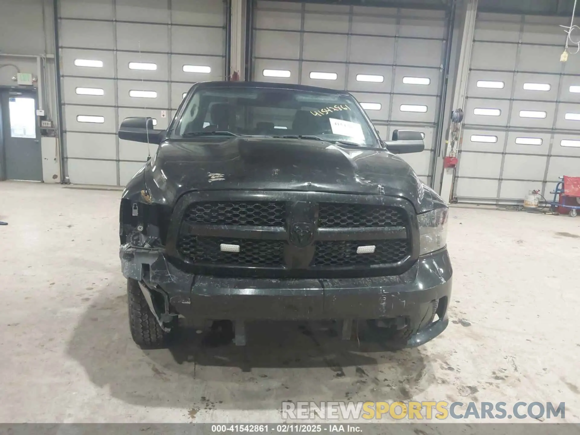 11 Photograph of a damaged car 1C6RRFFG5NN327726 RAM 1500 2022