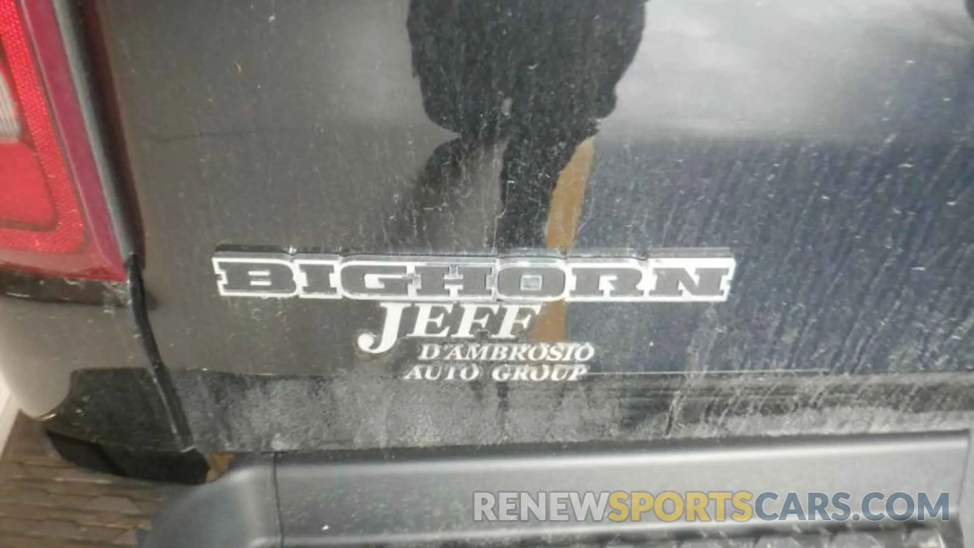 17 Photograph of a damaged car 1C6RRFFG6NN178999 RAM 1500 2022